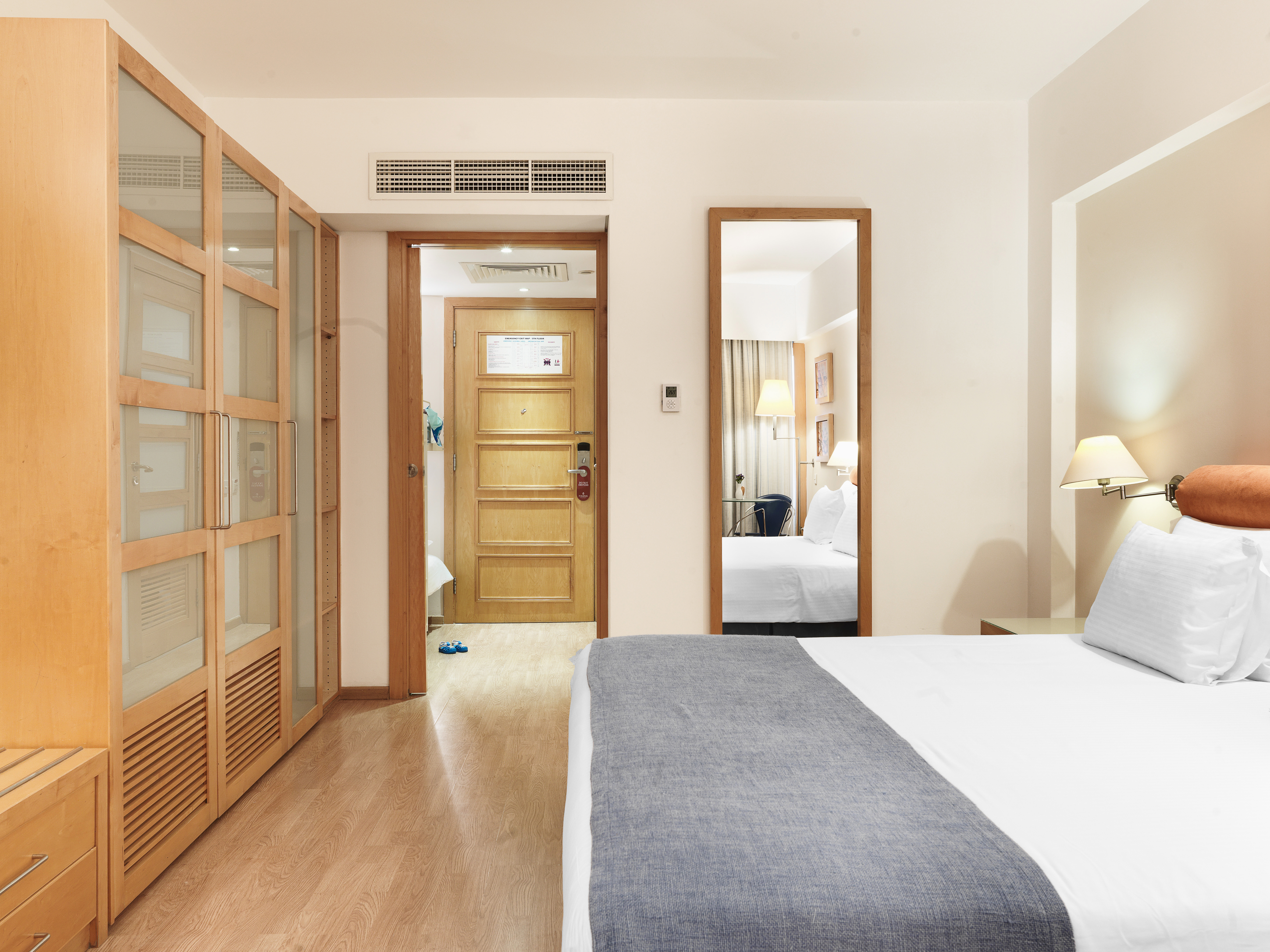 Double or Twin Executive