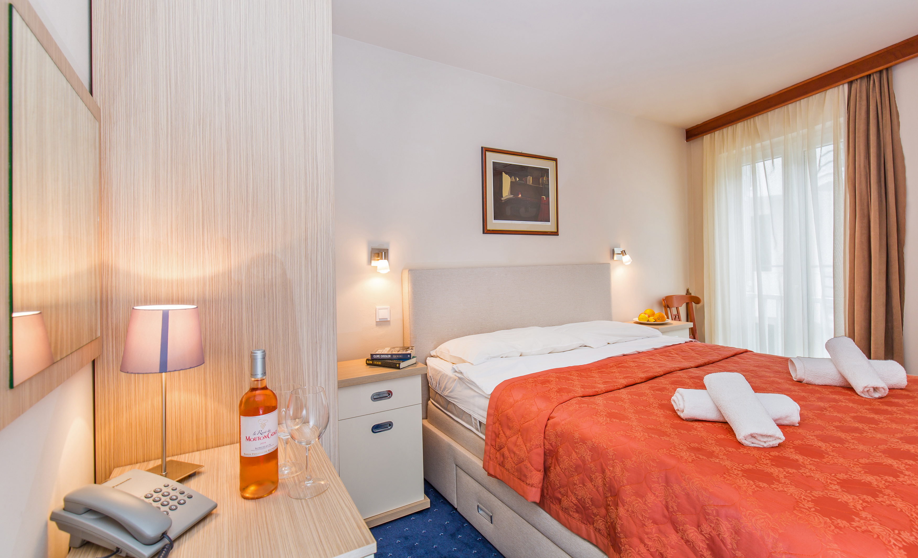 Double or Twin Standard