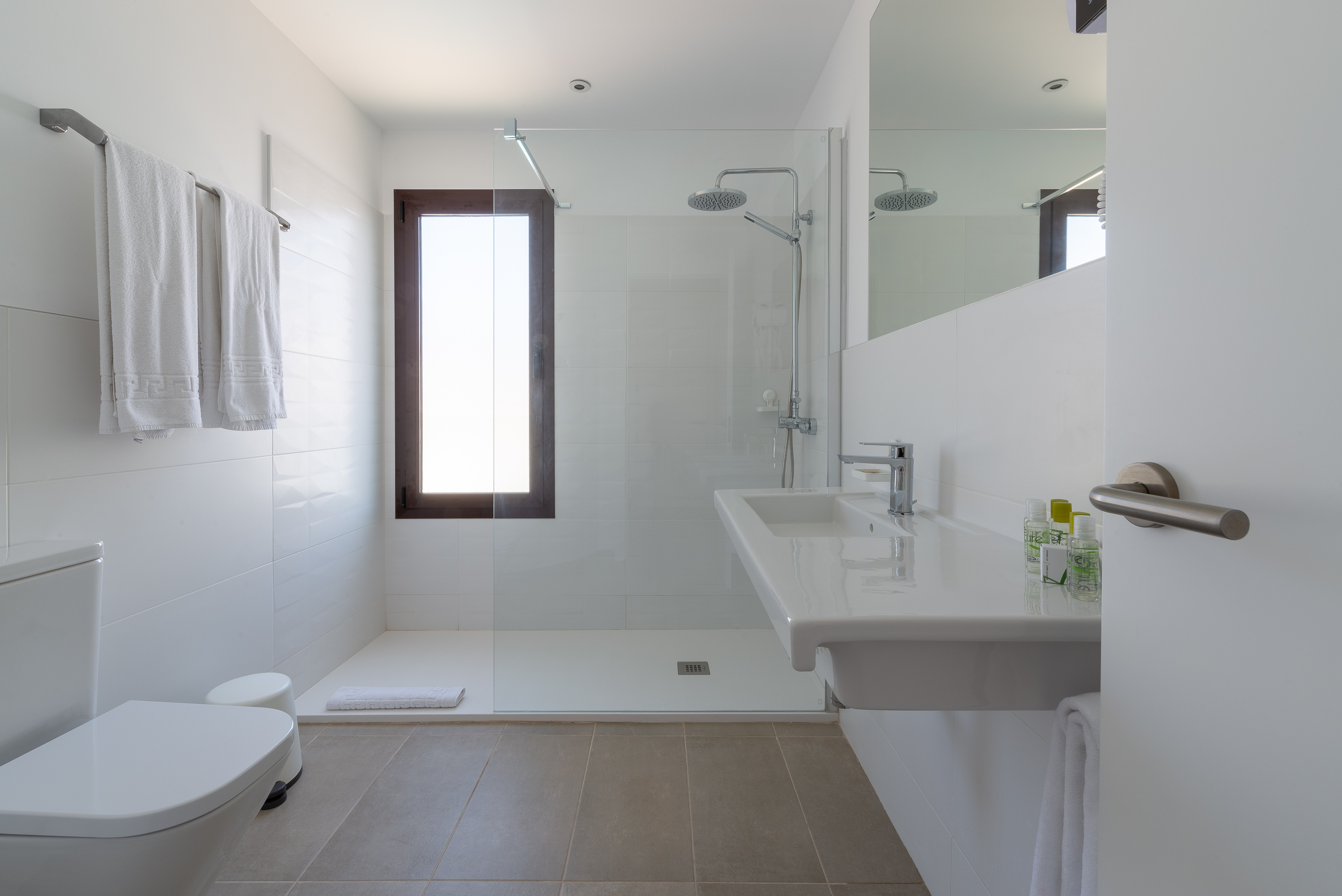 Family Room Capacity 3