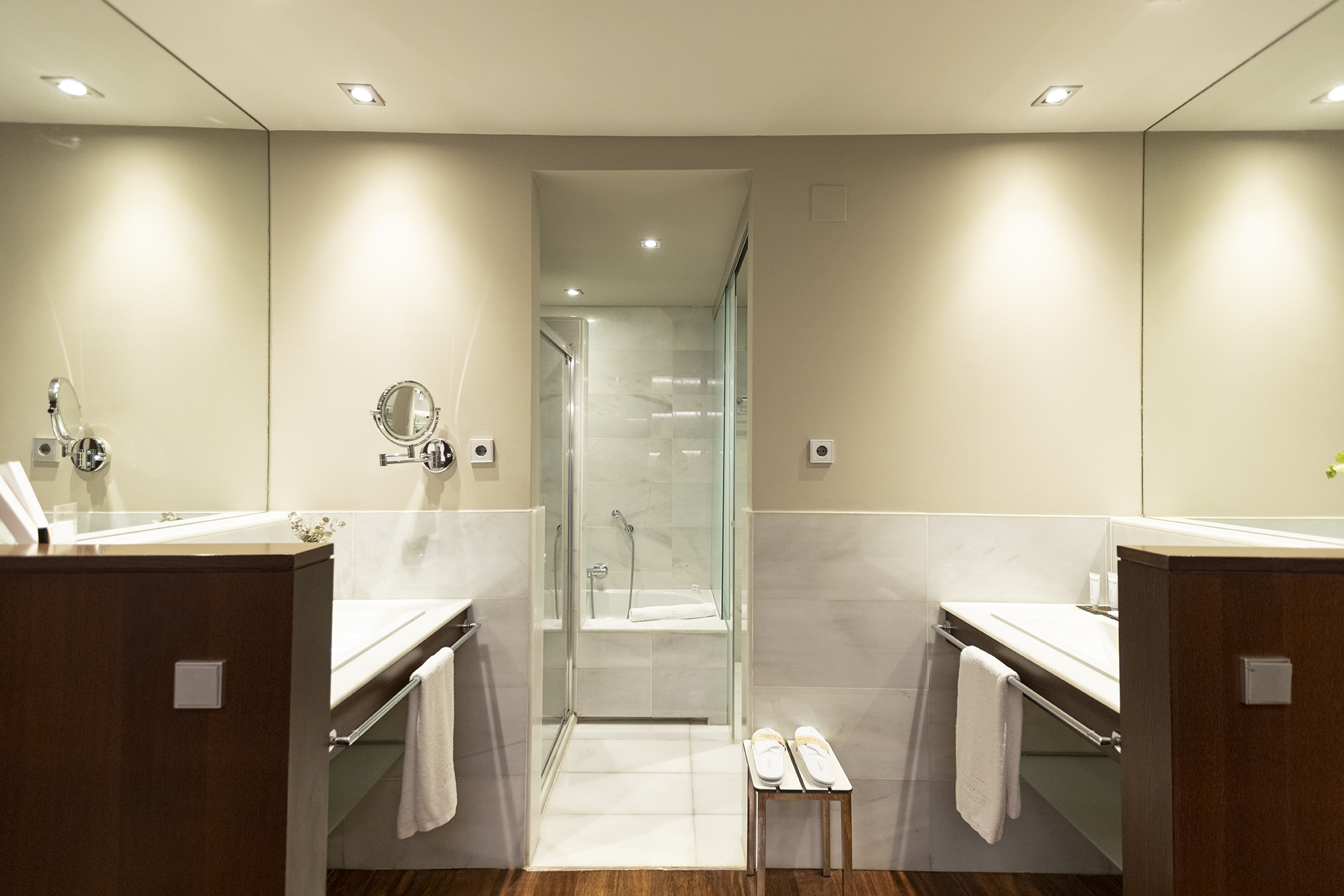 Double or Twin Superior