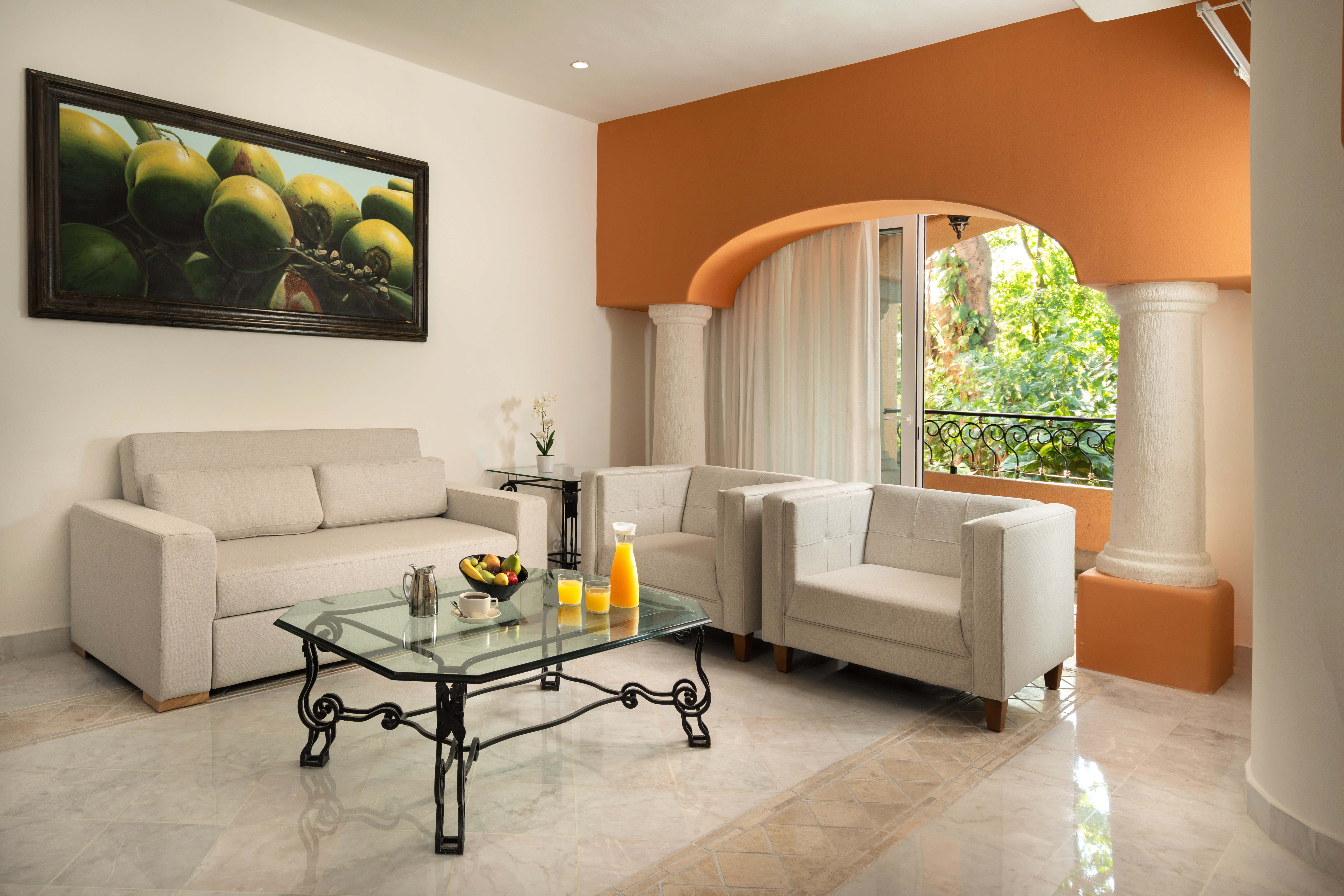 Family Room Capacity 3