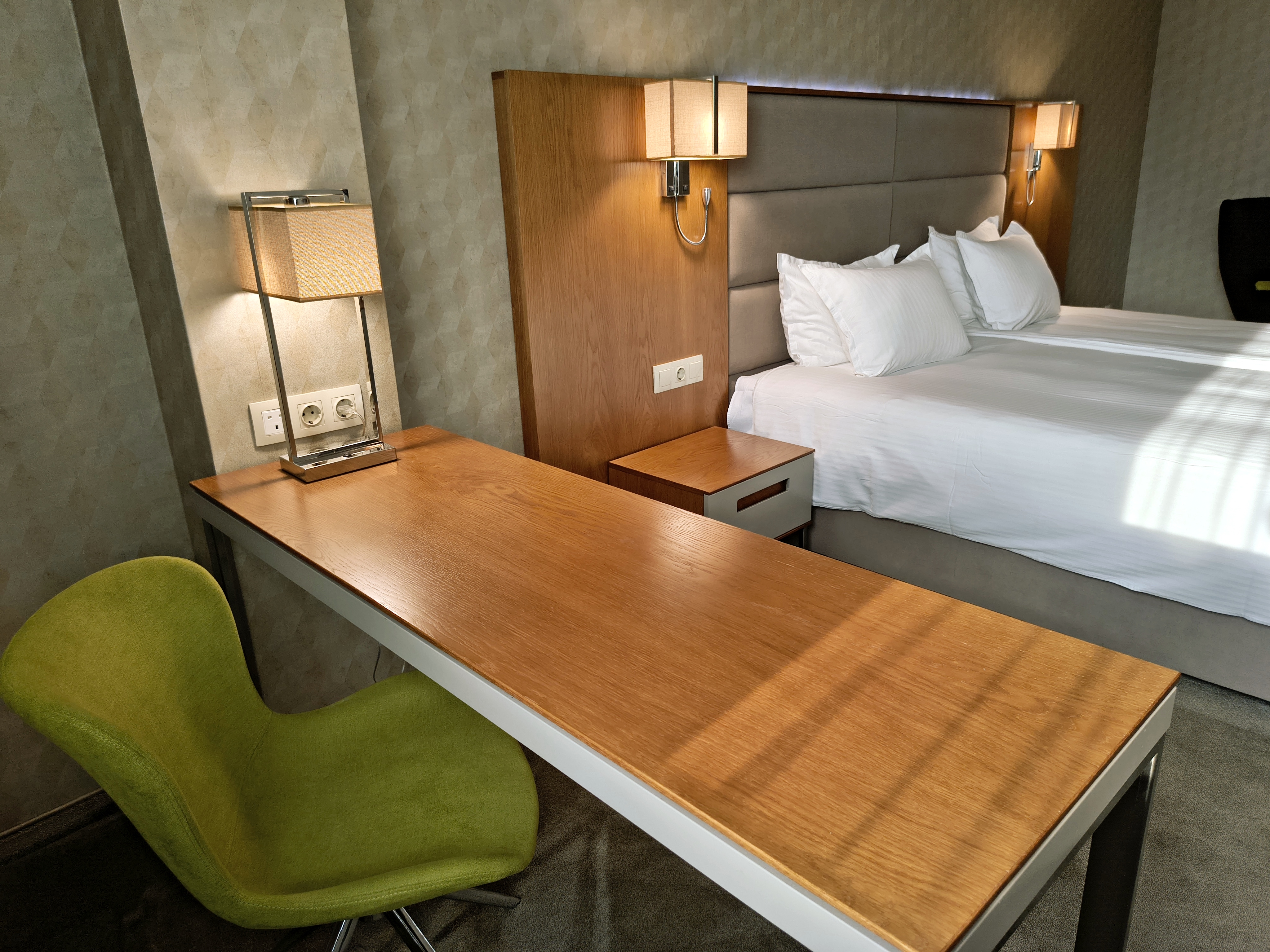Double Executive King Bed