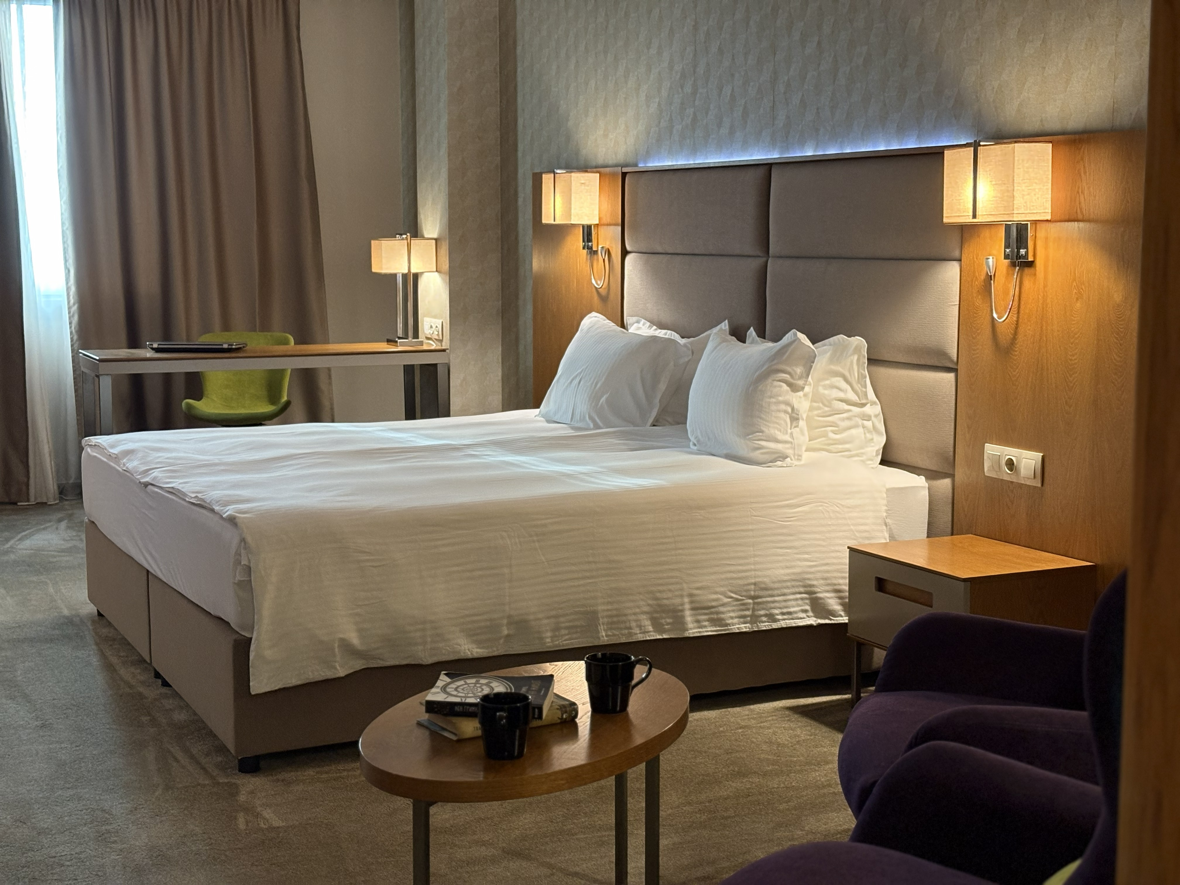 Double Executive King Bed