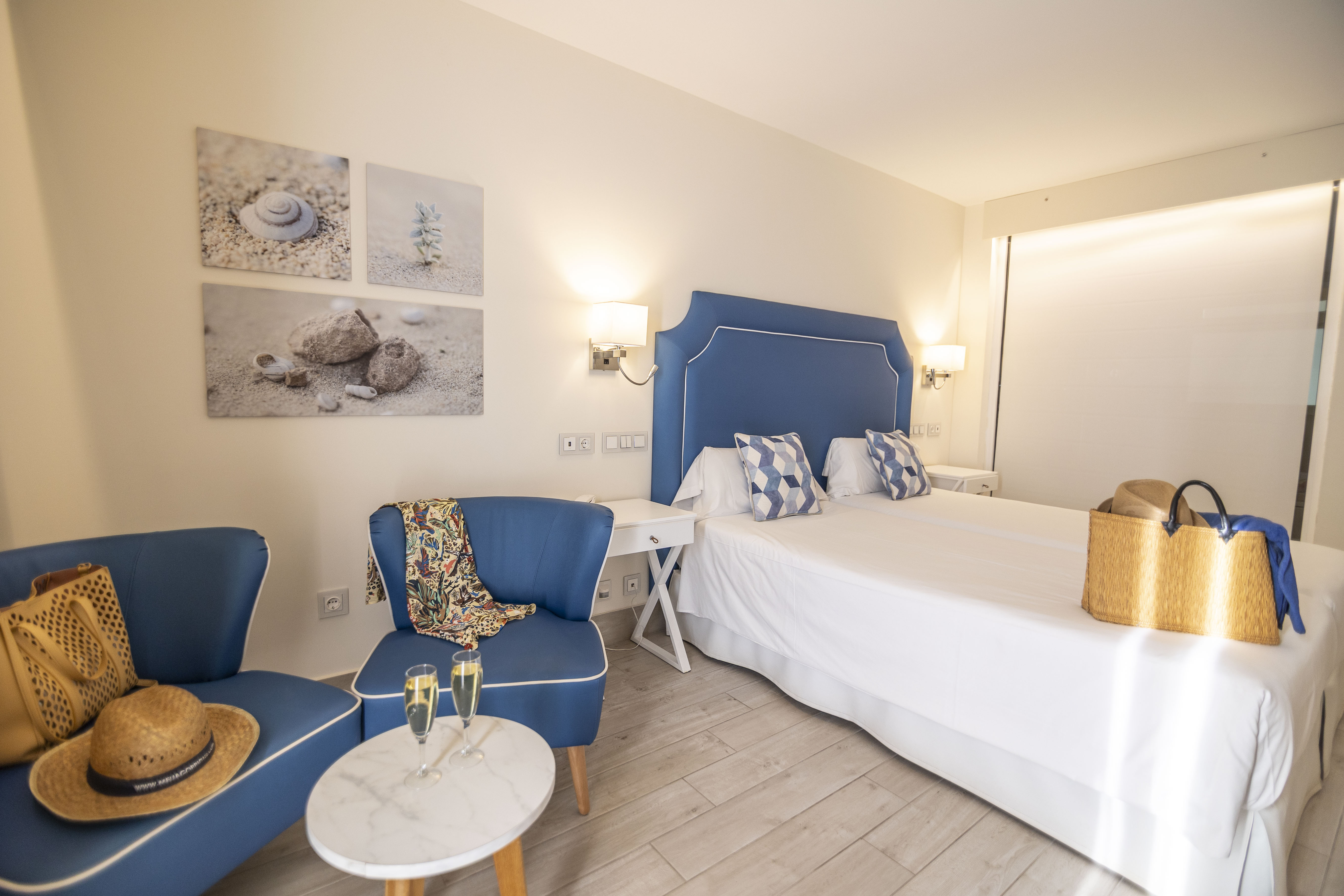 Double or Twin Sea View Capacity 2