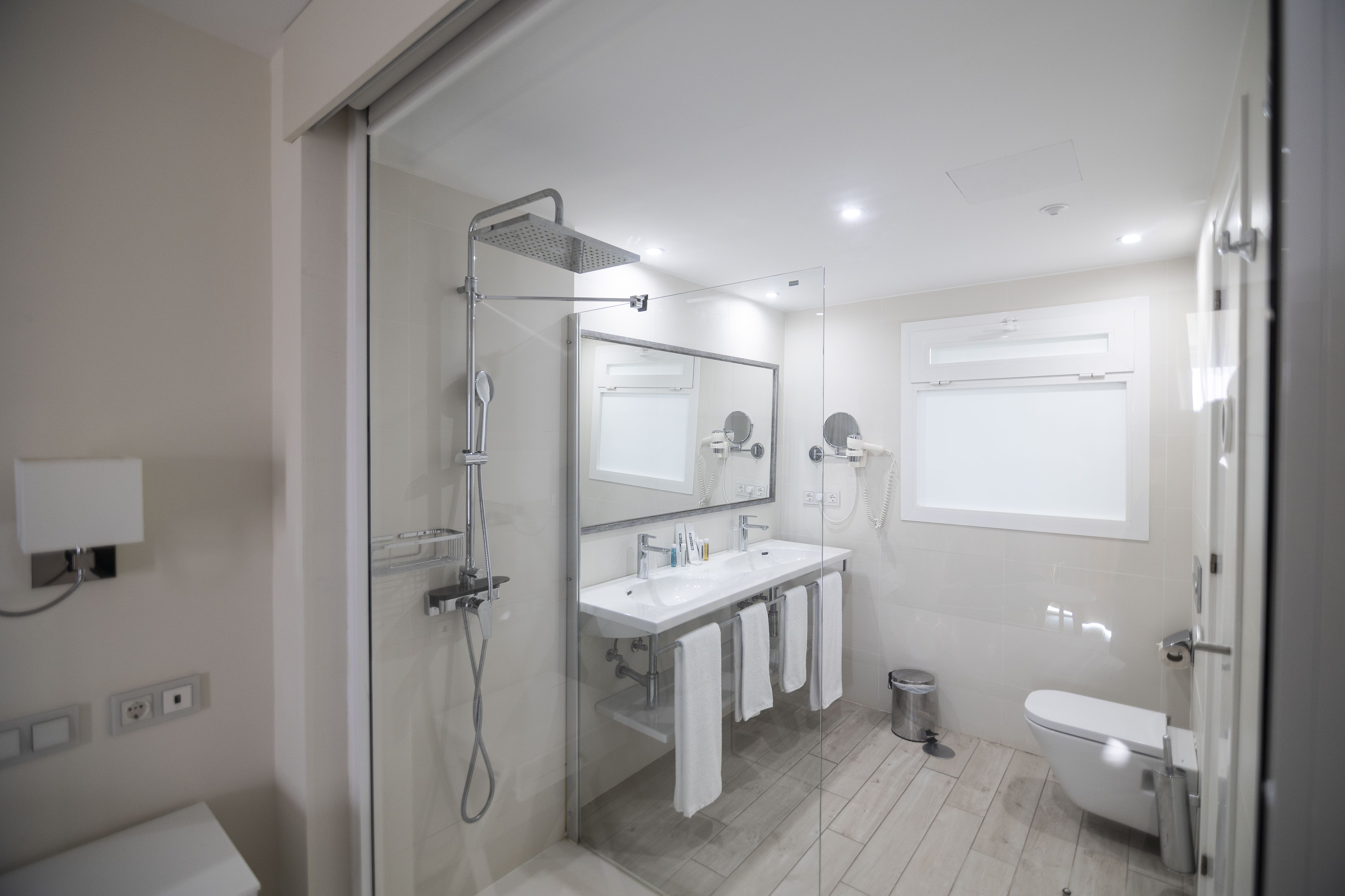 Double or Twin Sea View Capacity 2