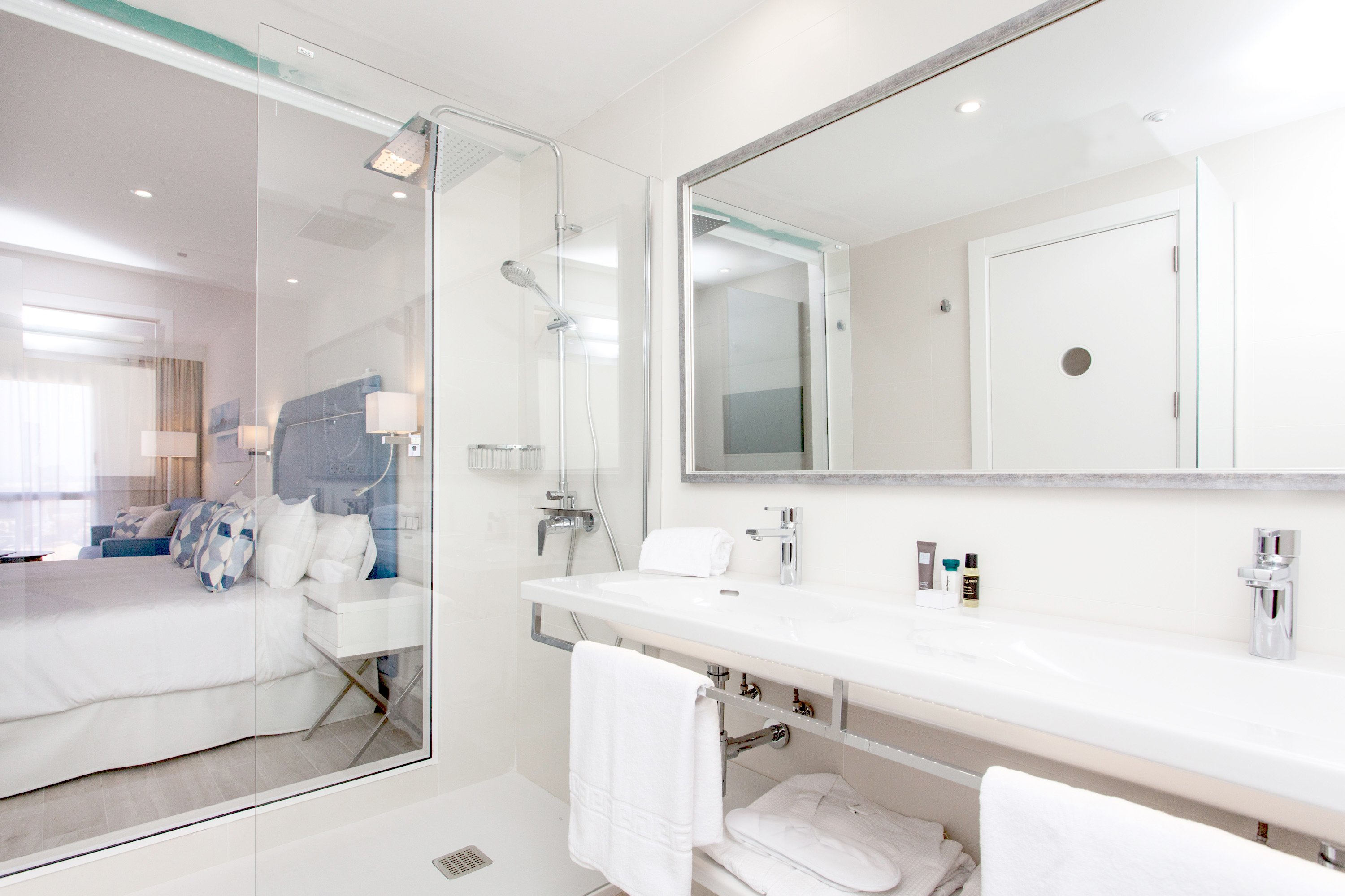 Double or Twin Sea View Capacity 4