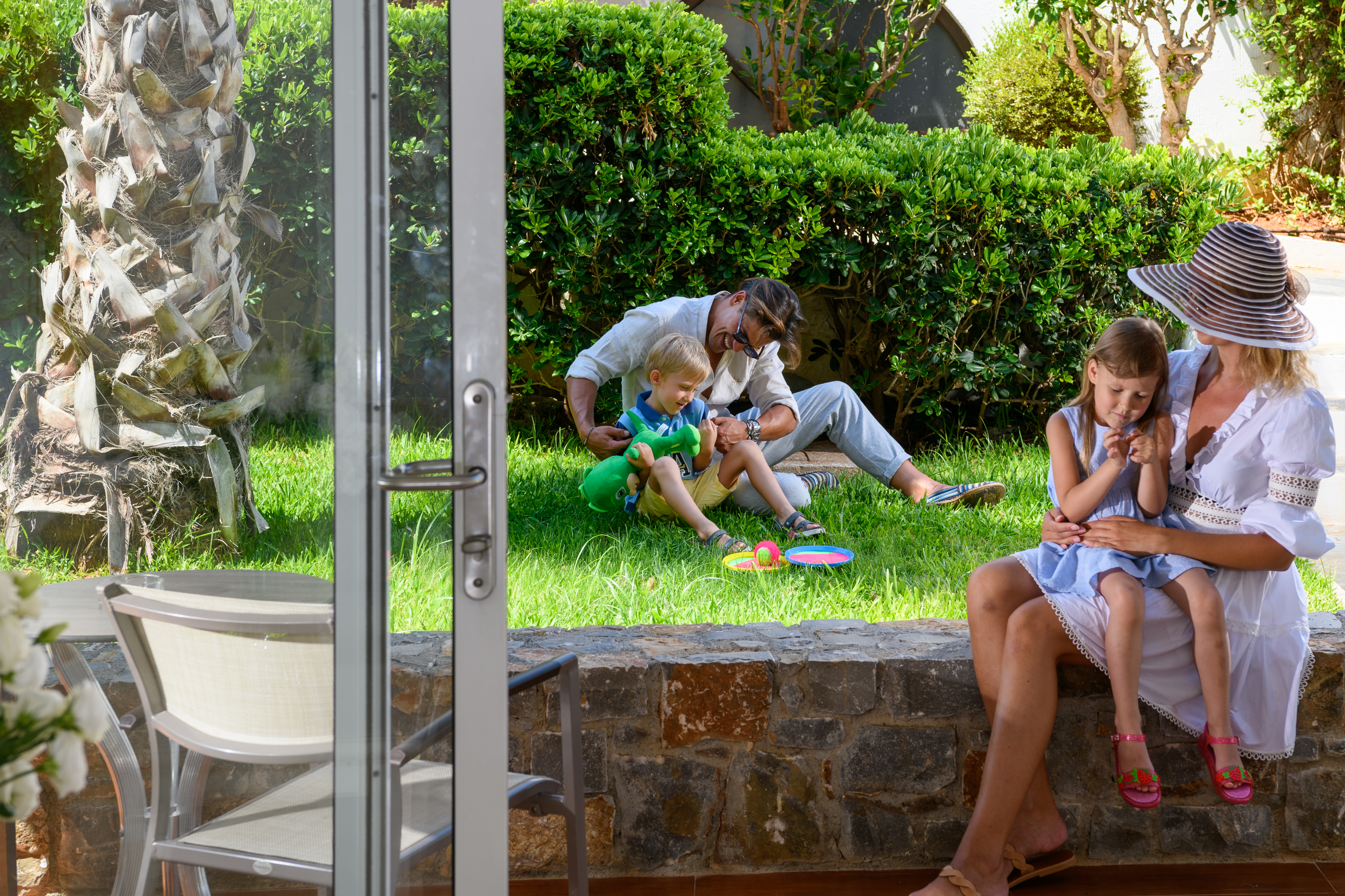 Family Room Garden View One Bedroom