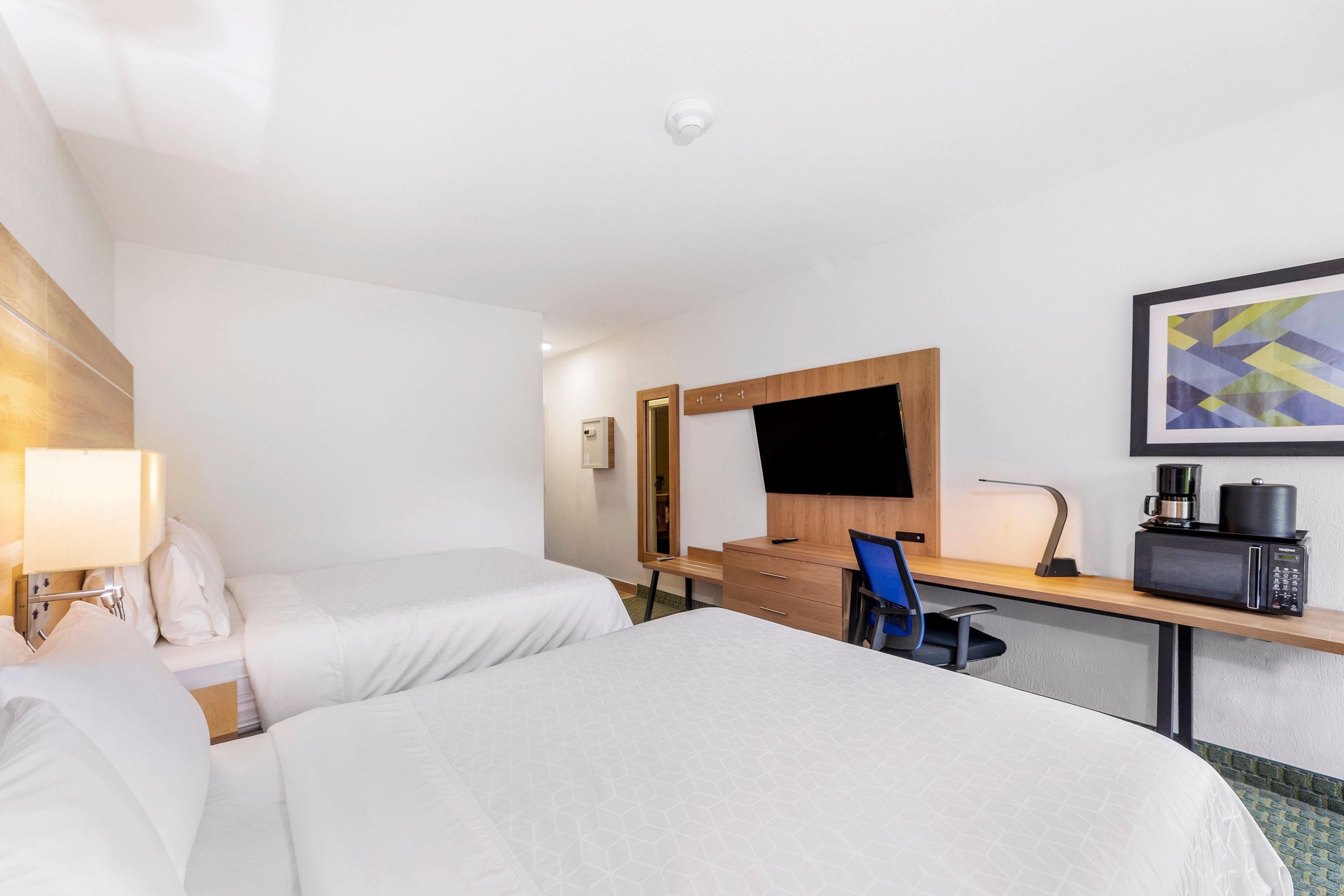 Double Two Queen Beds Pool View