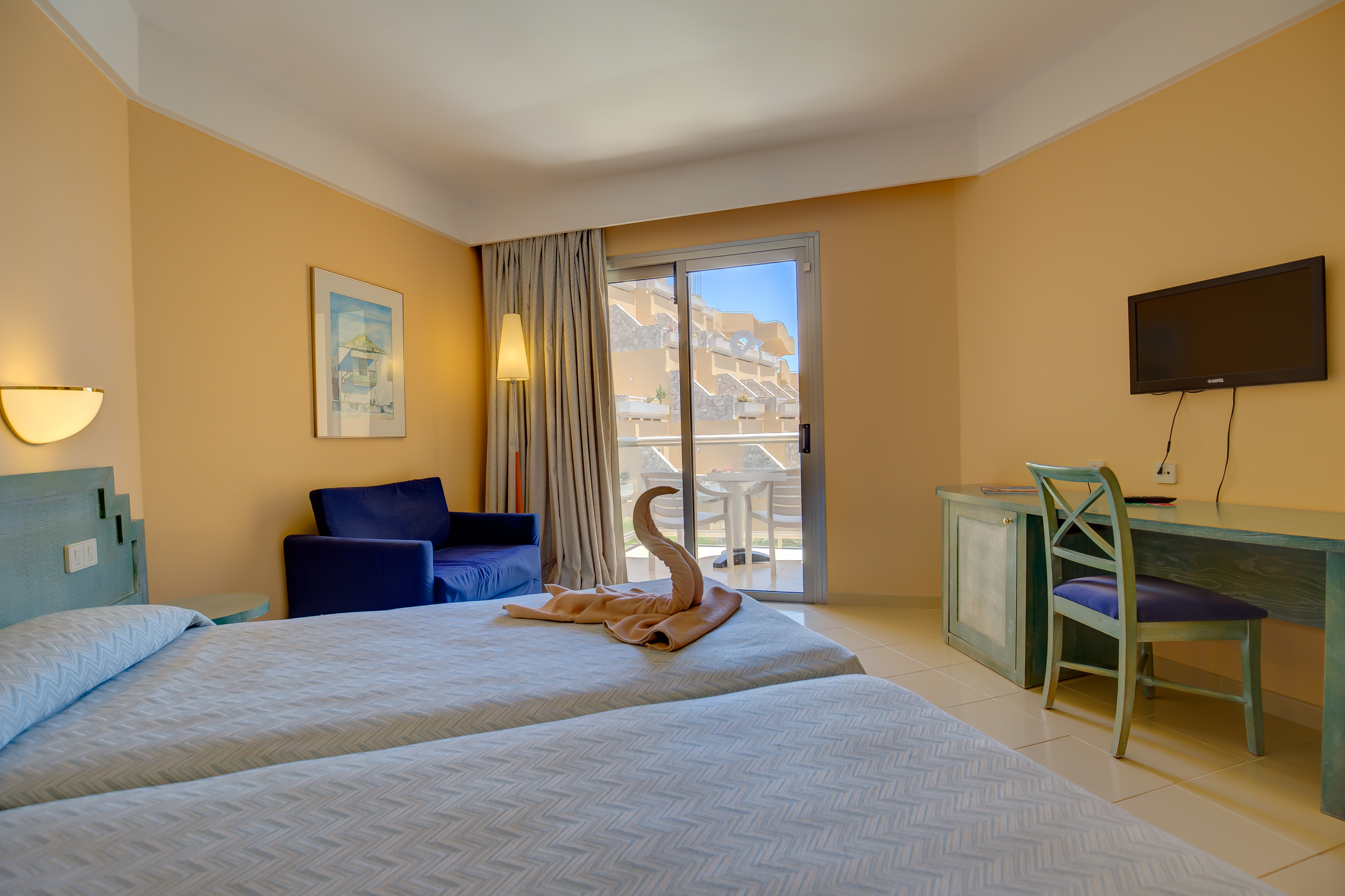 Double or Twin Capacity 3