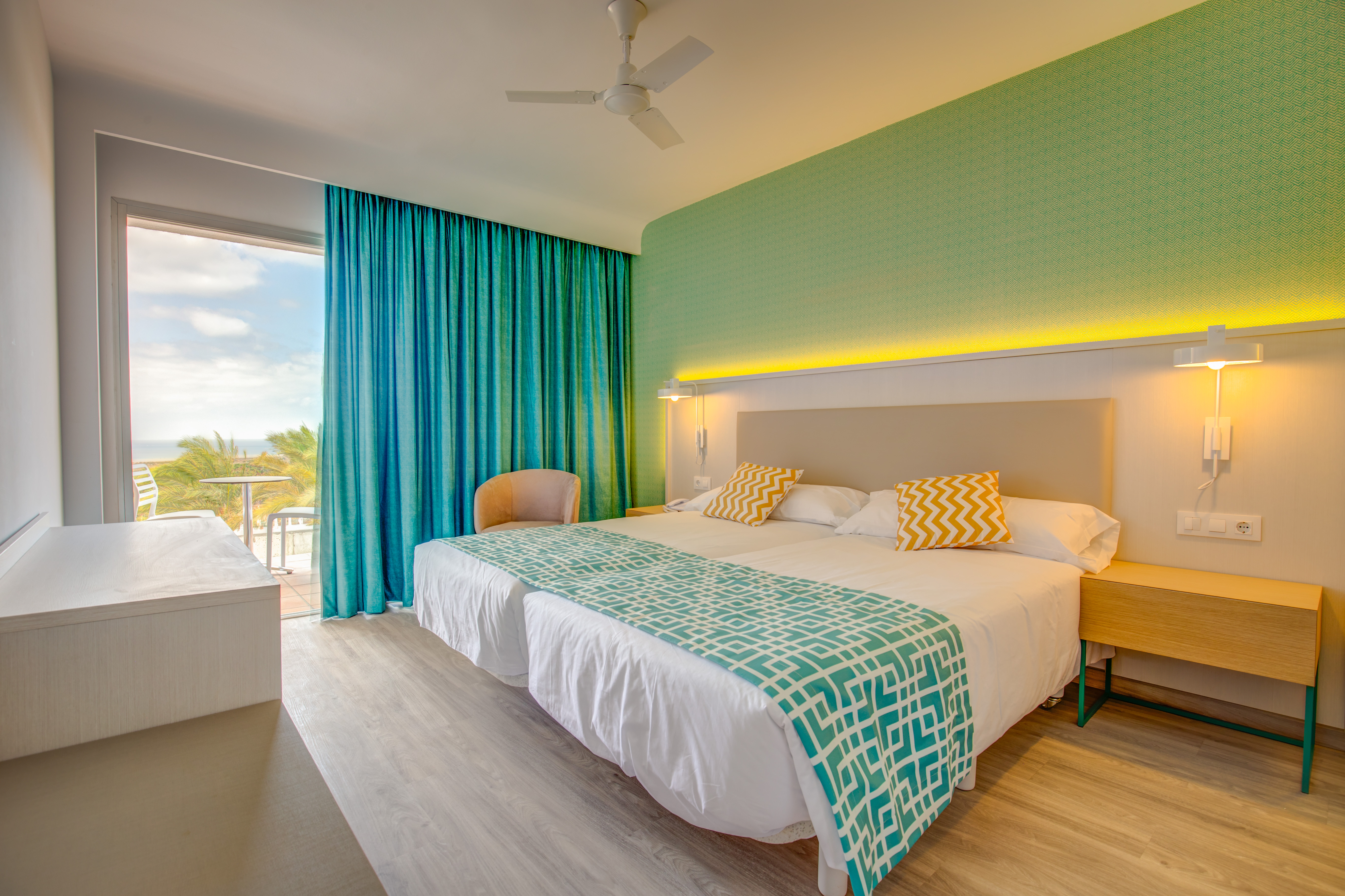 Double or Twin Standard