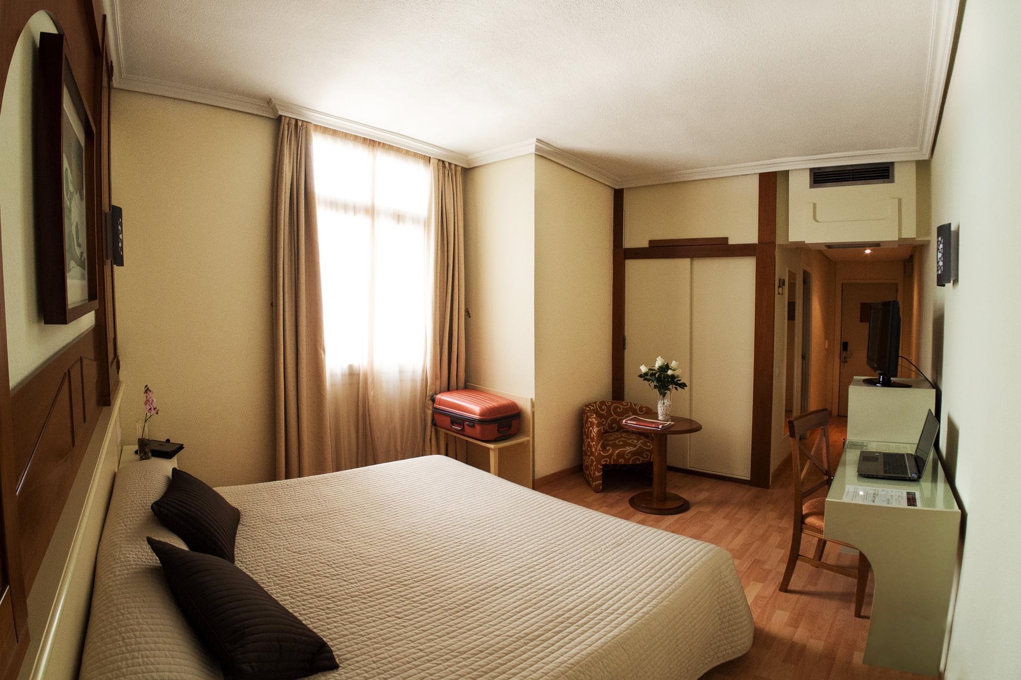 Double or Twin Standard