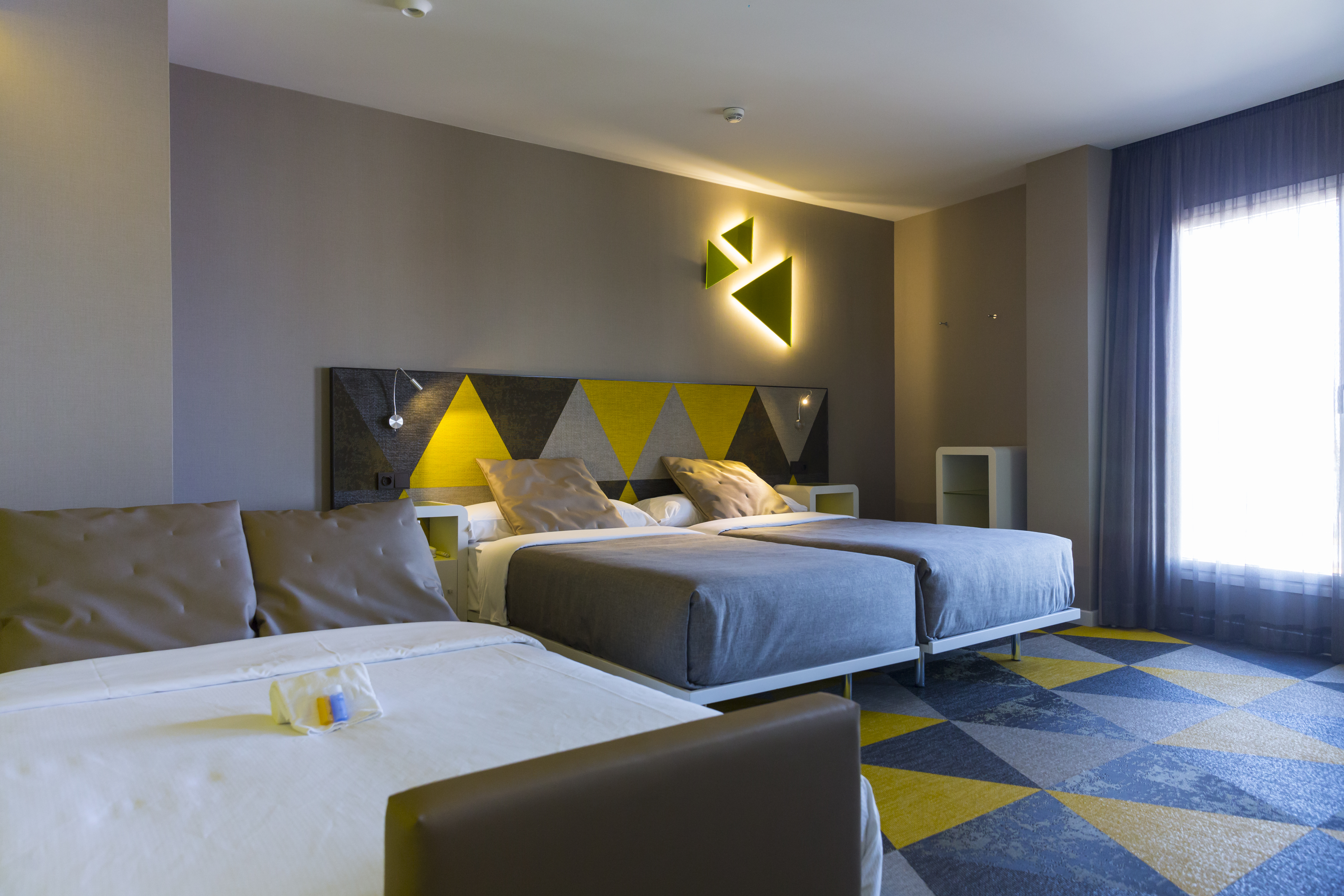 Double or Twin Capacity 2