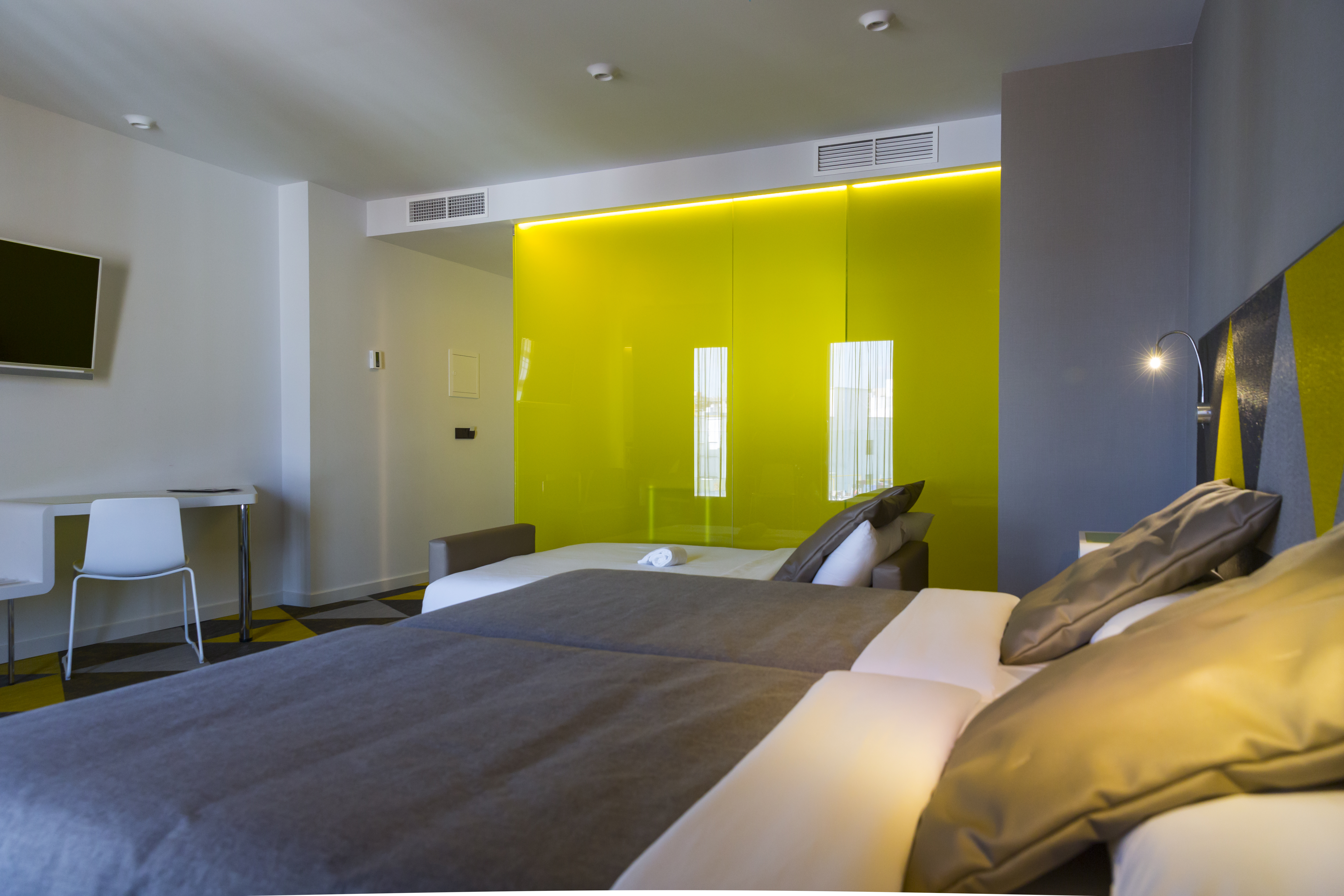 Double or Twin Capacity 2