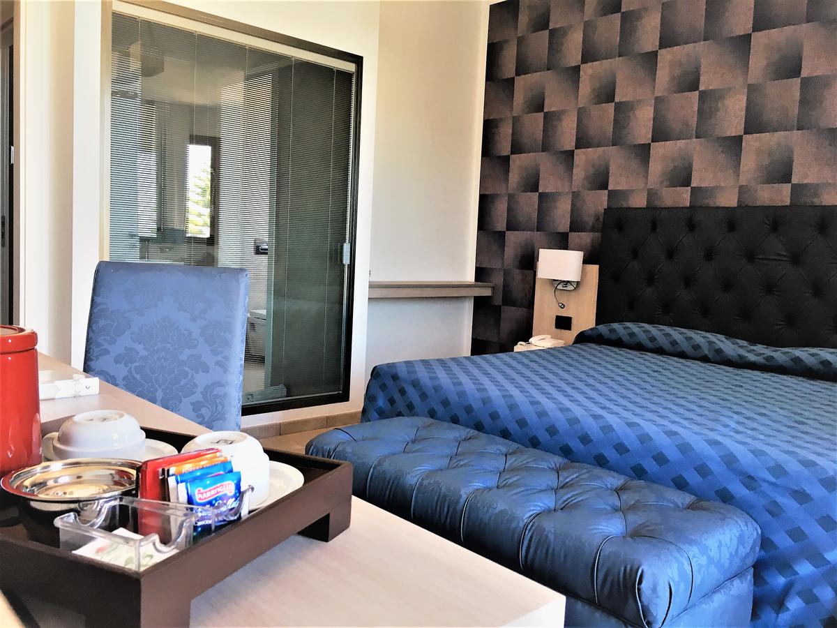 Family Room Connecting Room