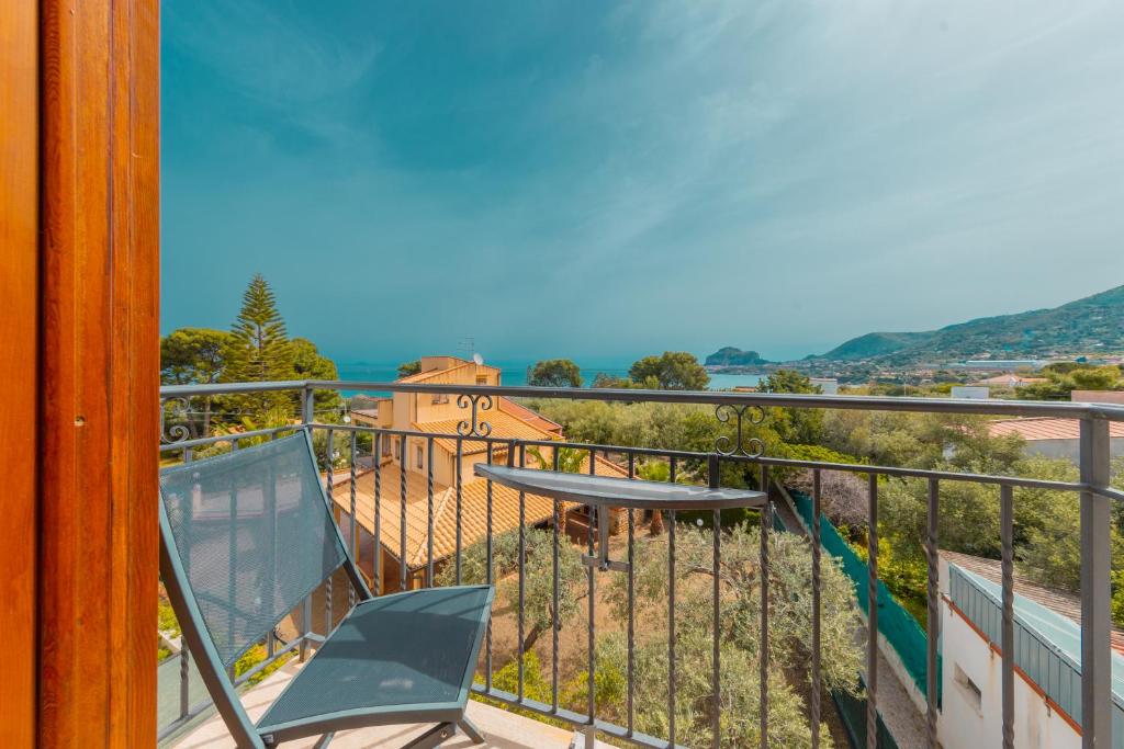 Triple Superior Sea View