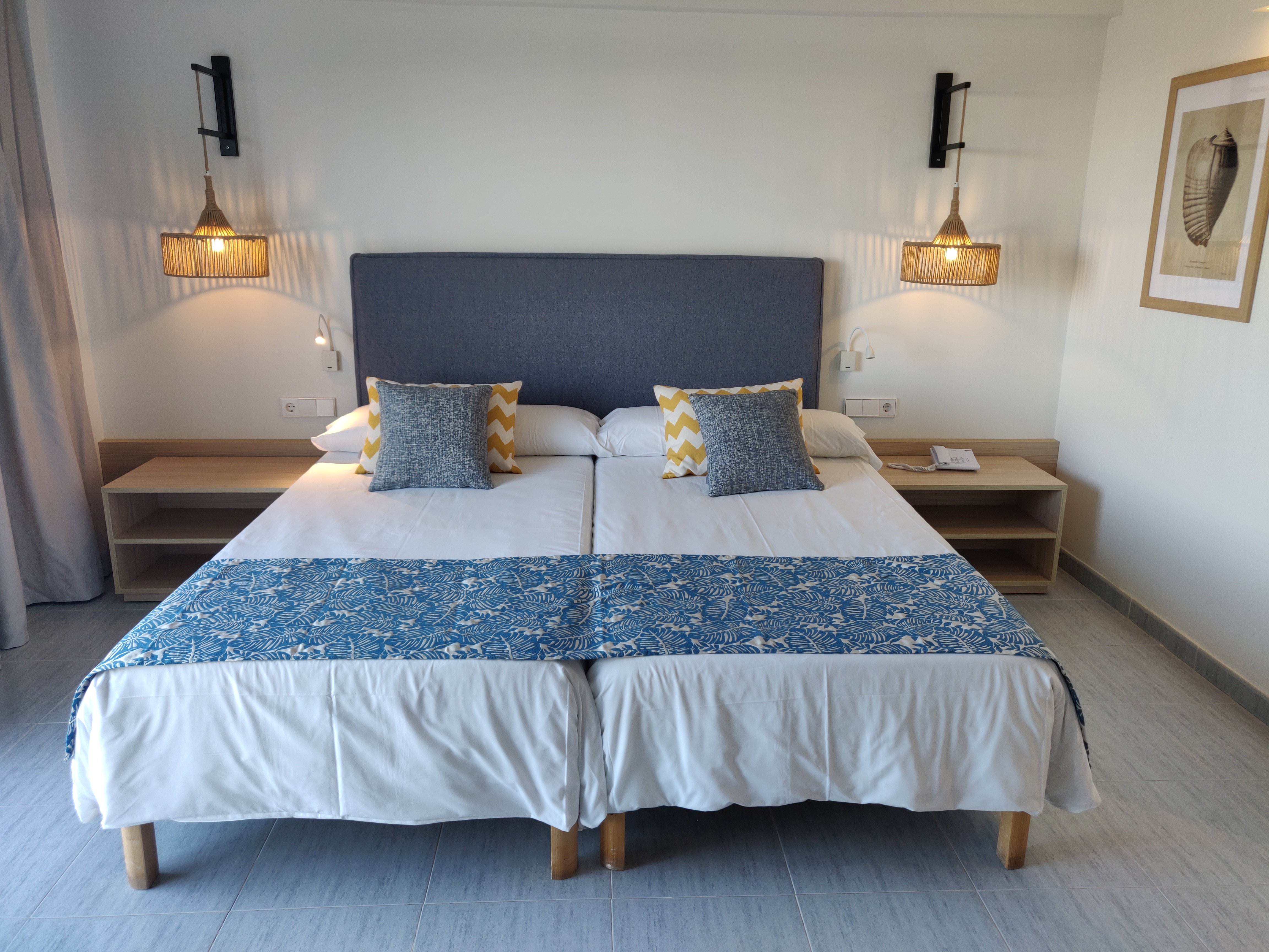 Double or Twin Superior Sea View