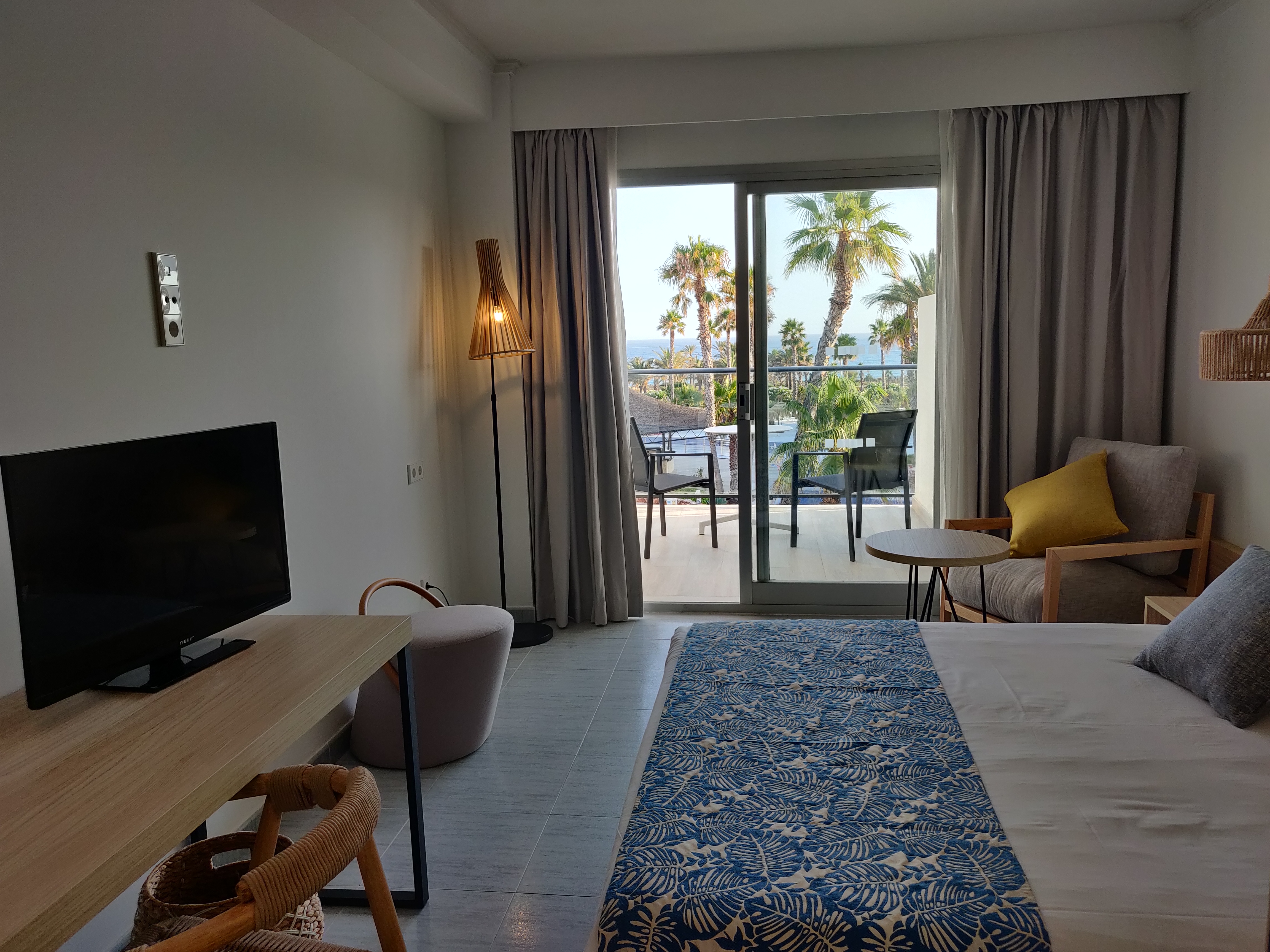 Double Single Deluxe Sea View