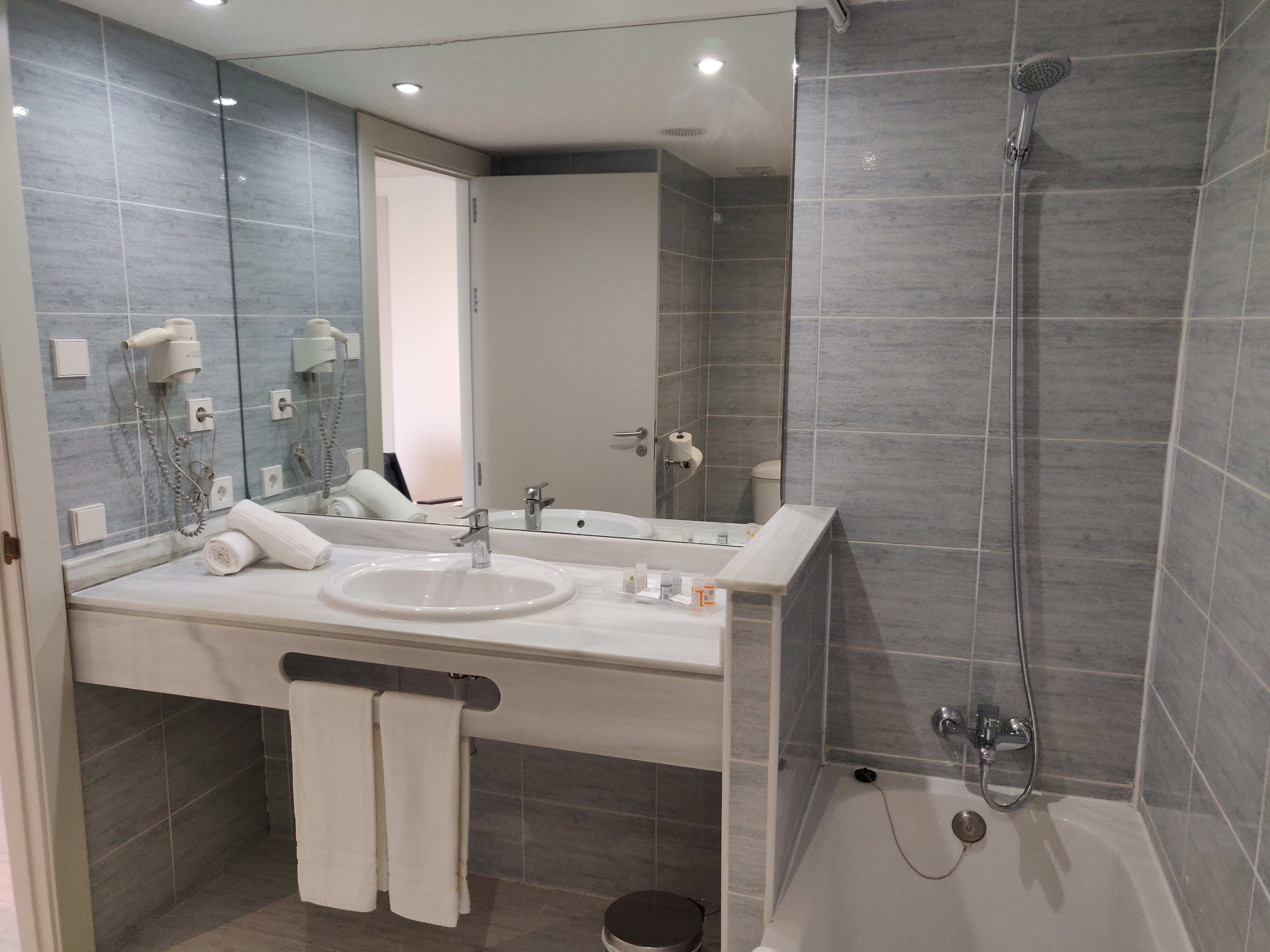 Double Single Superior