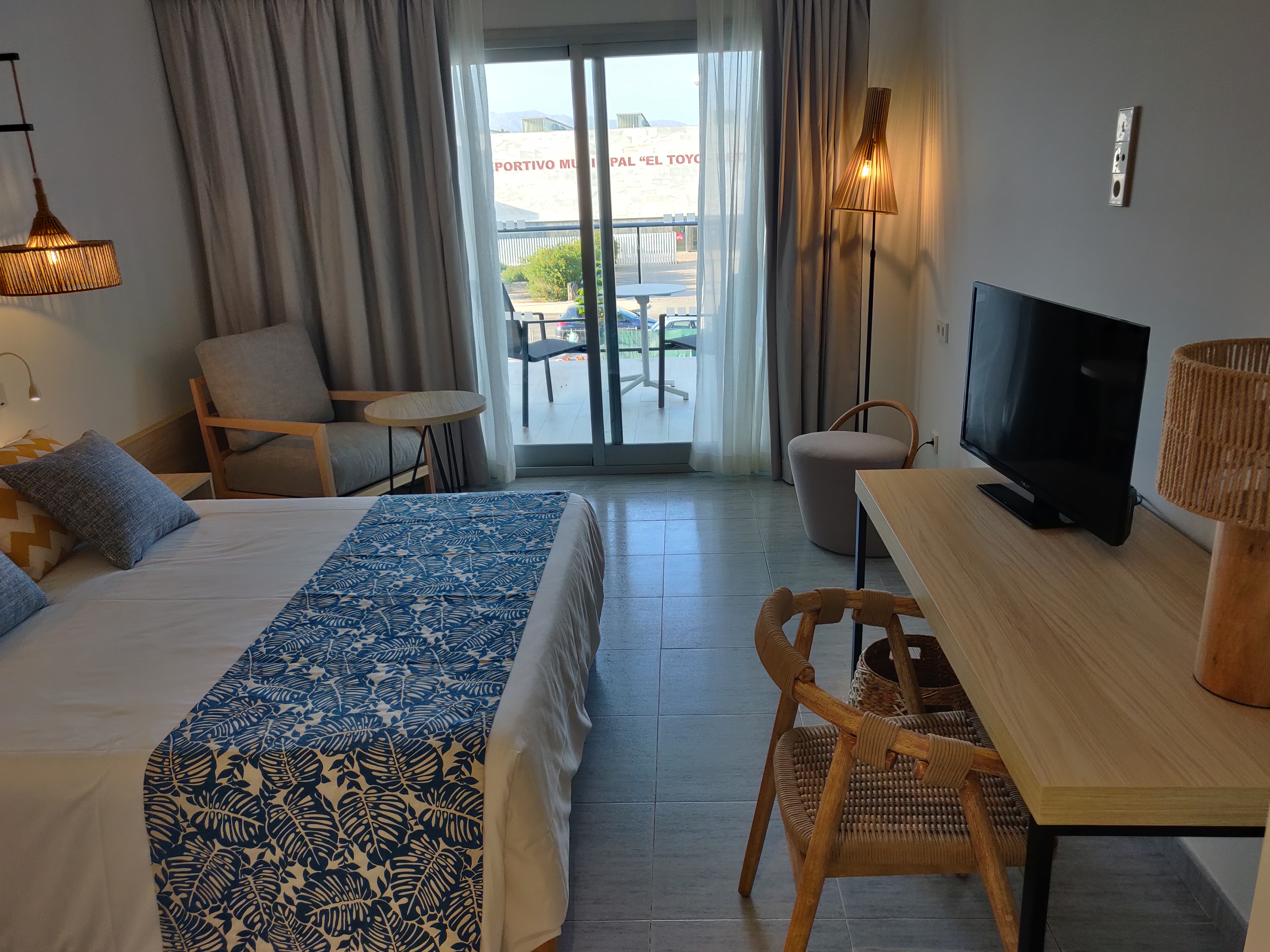 Double or Twin Deluxe Sea View