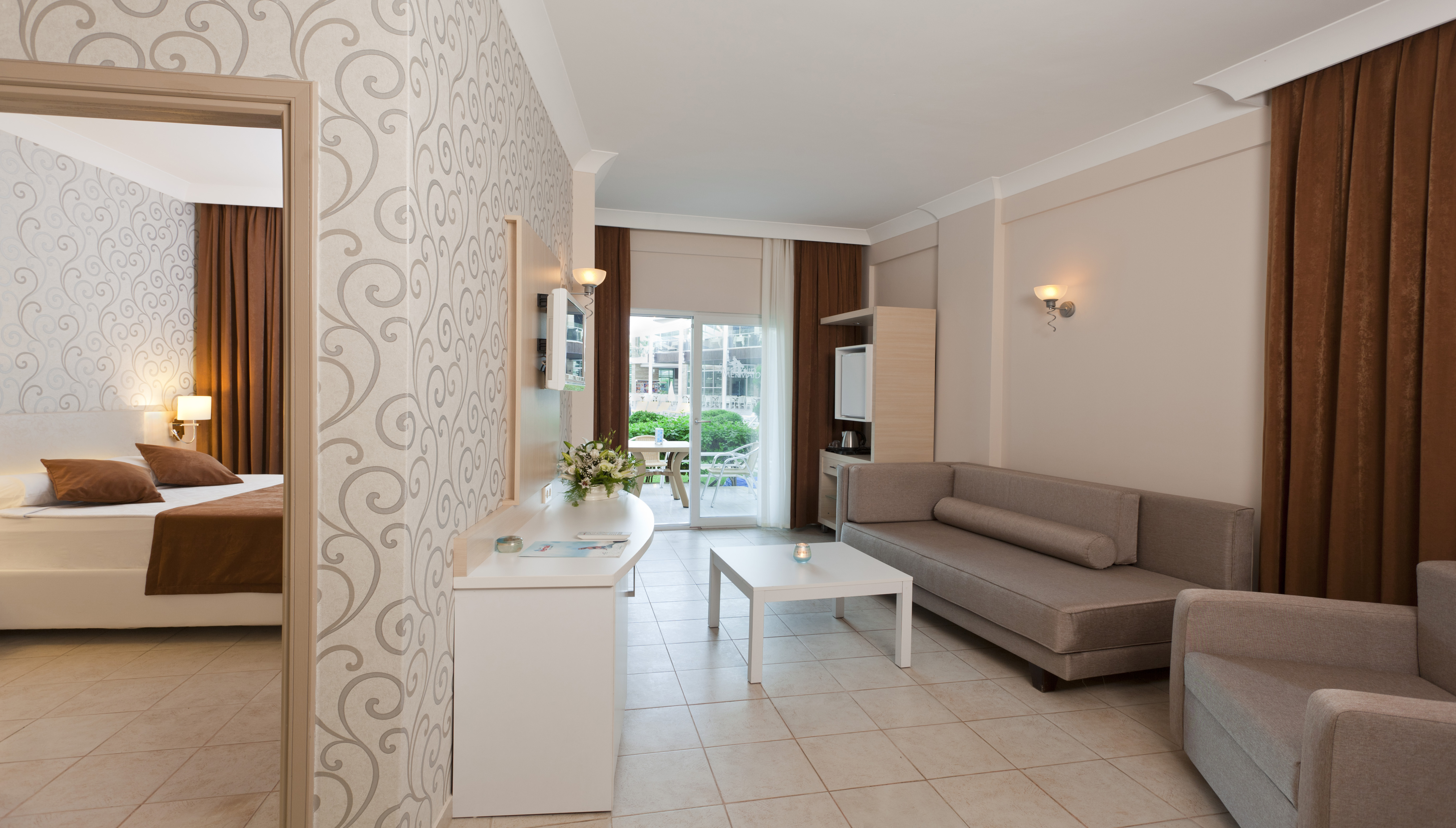 Family Room Connecting Room