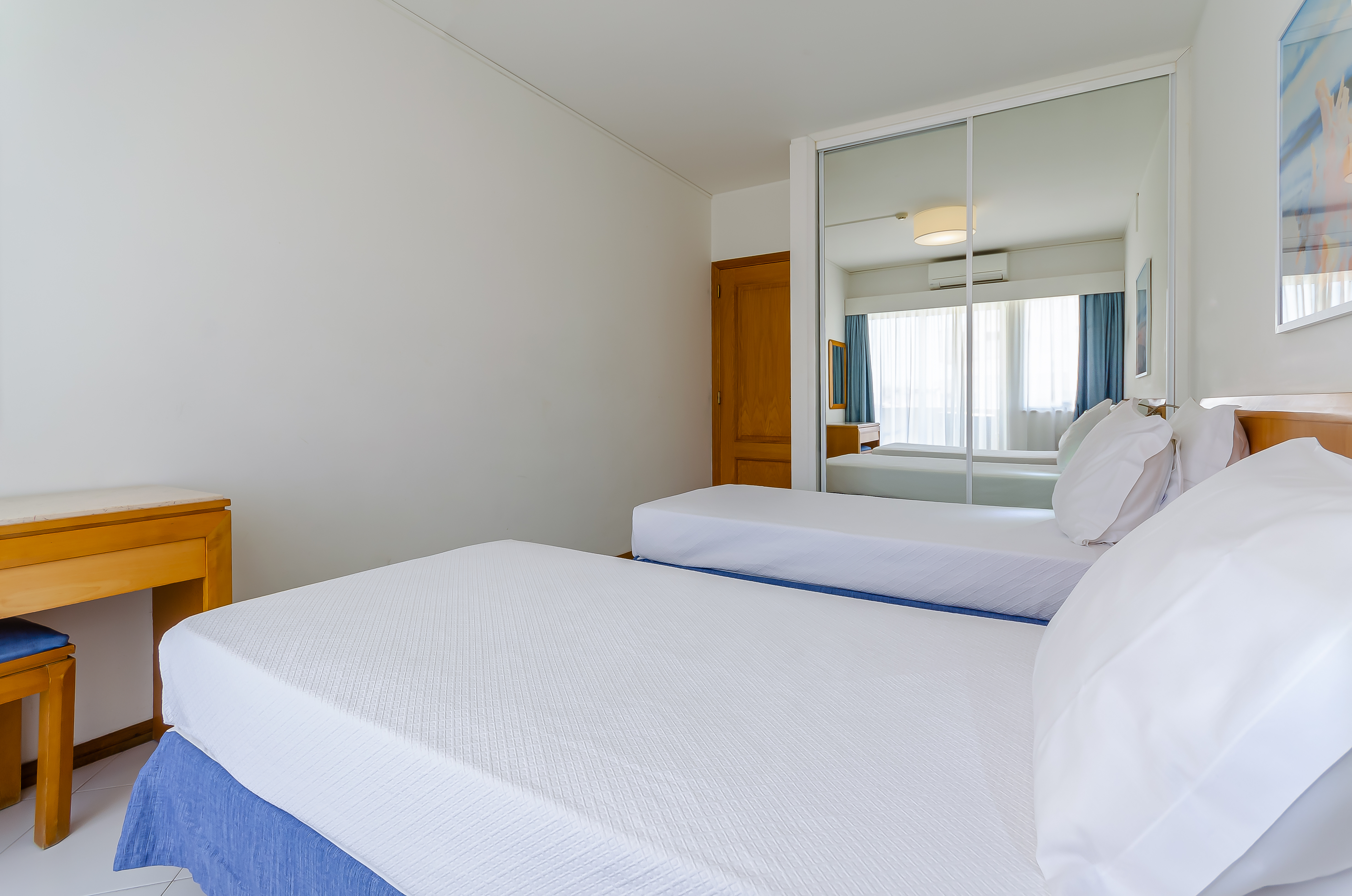 Apartment Side Sea View