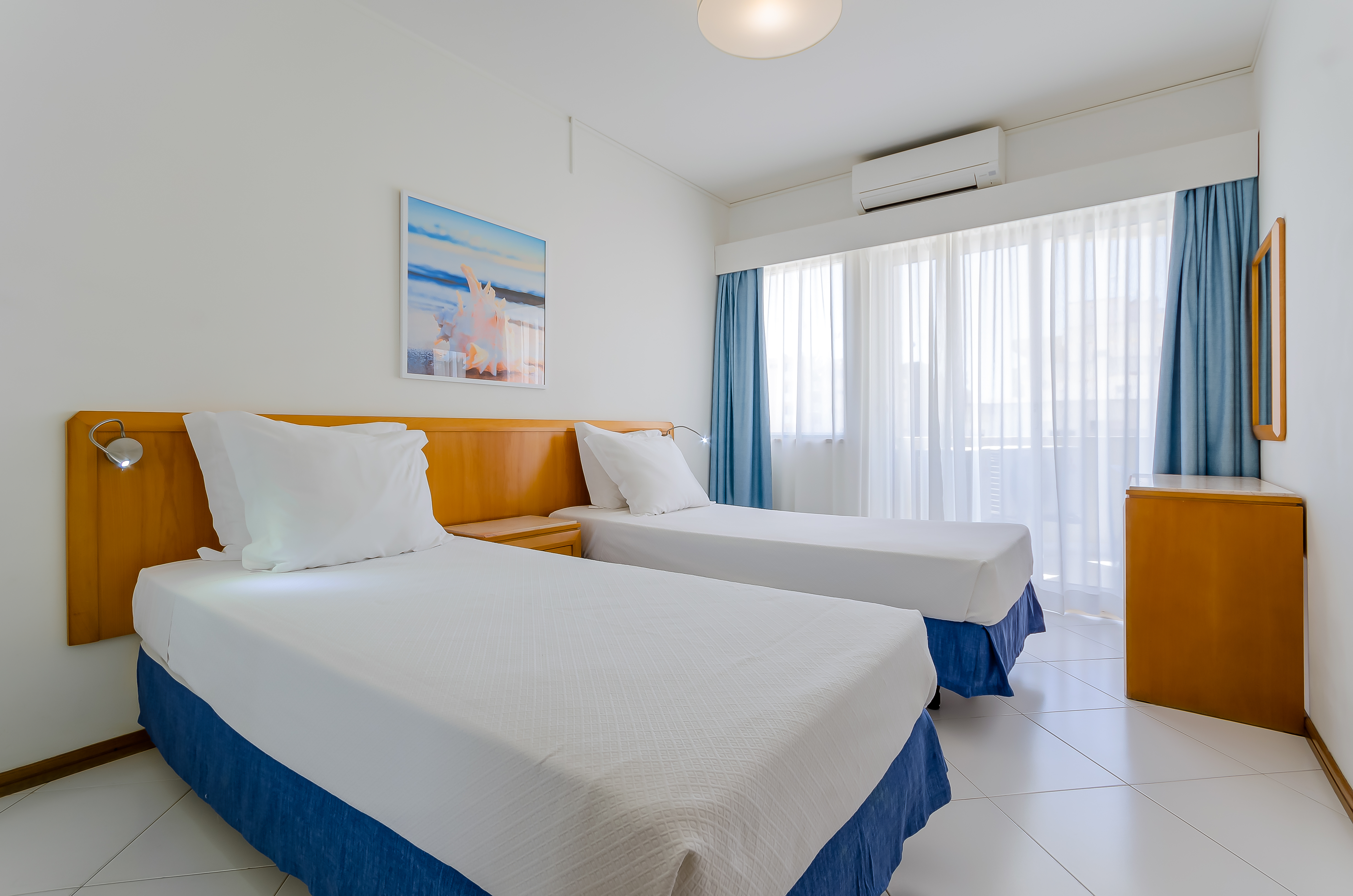 Apartment Side Sea View