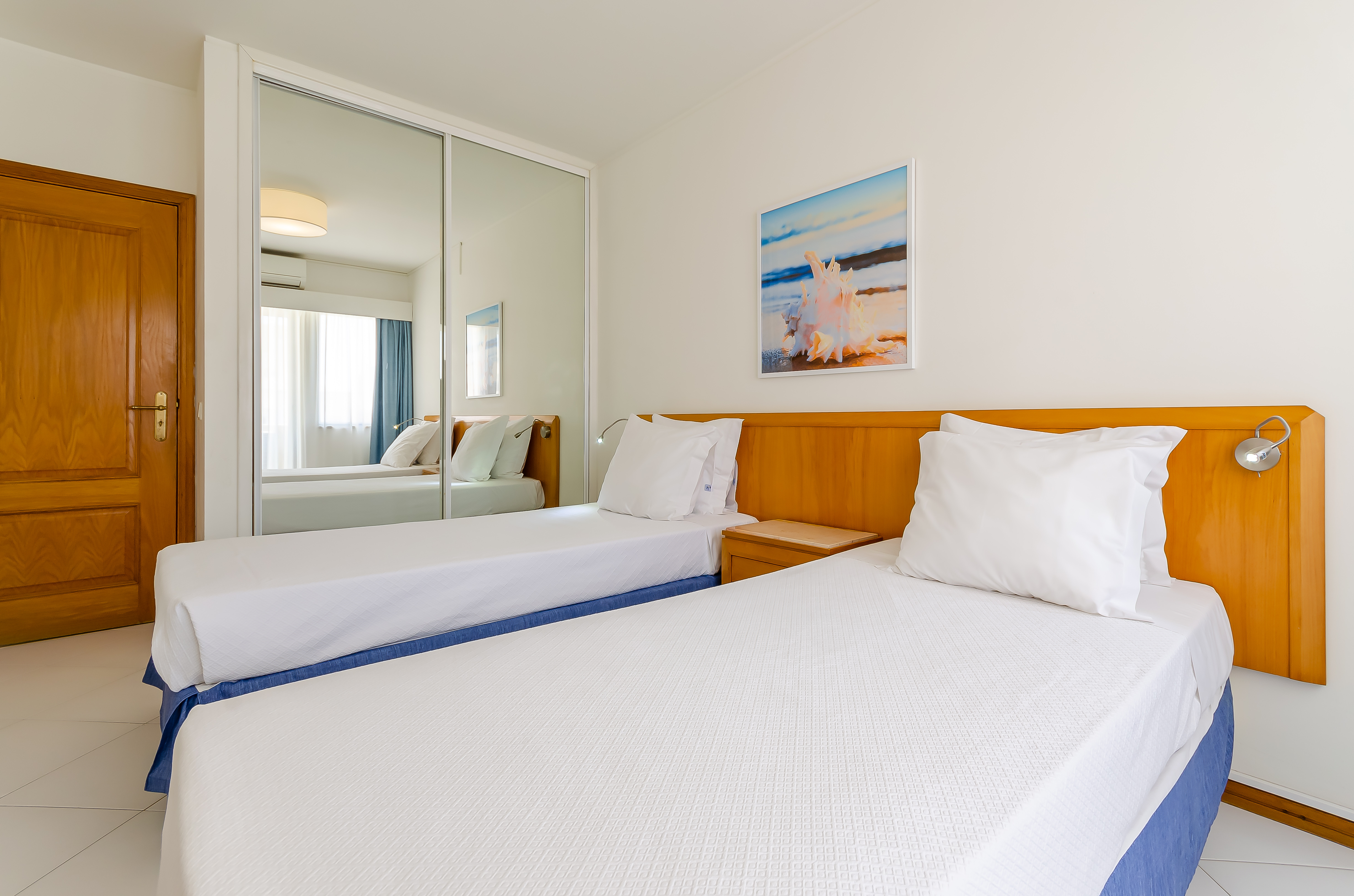 Apartment Side Sea View