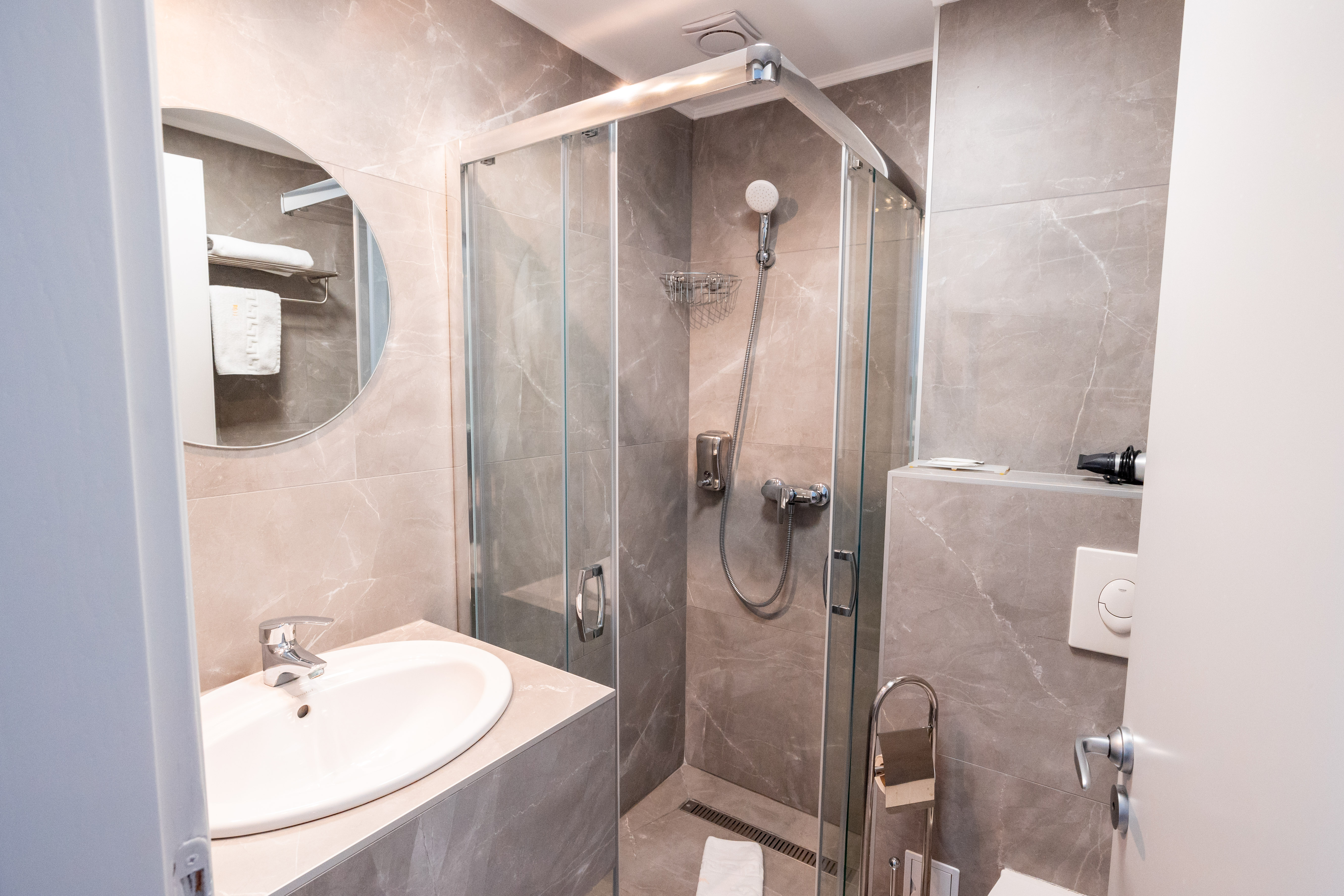 Double King Size Bed