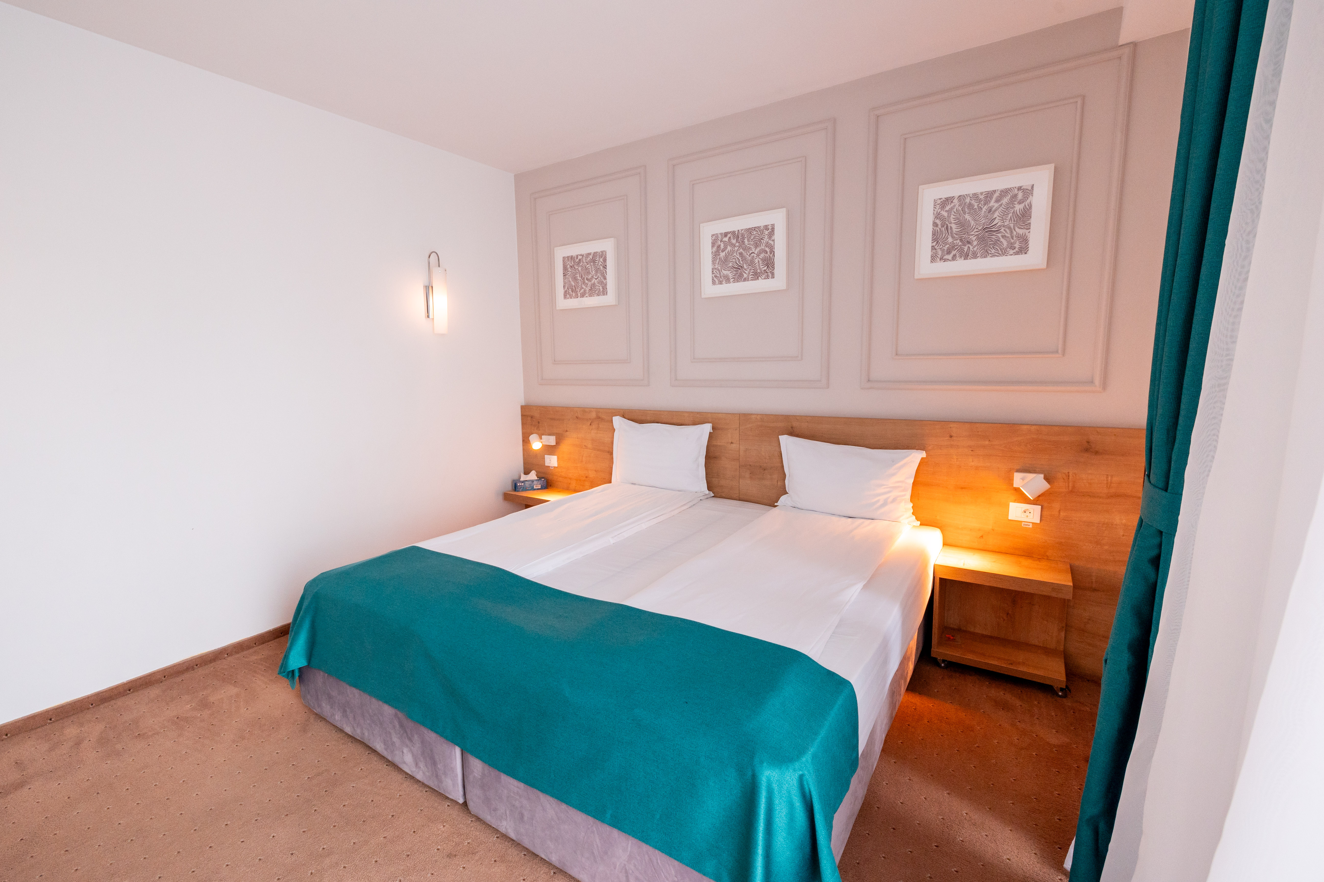 Double King Size Bed