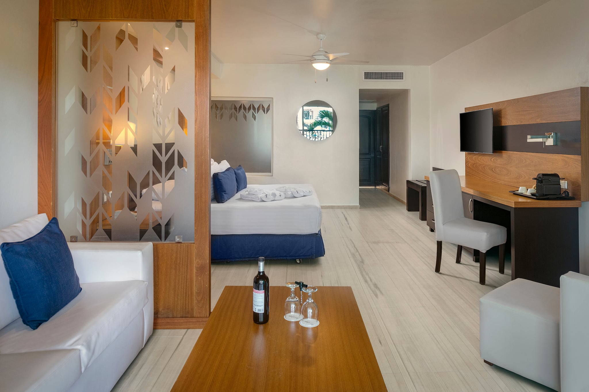 Junior Suite Pool View