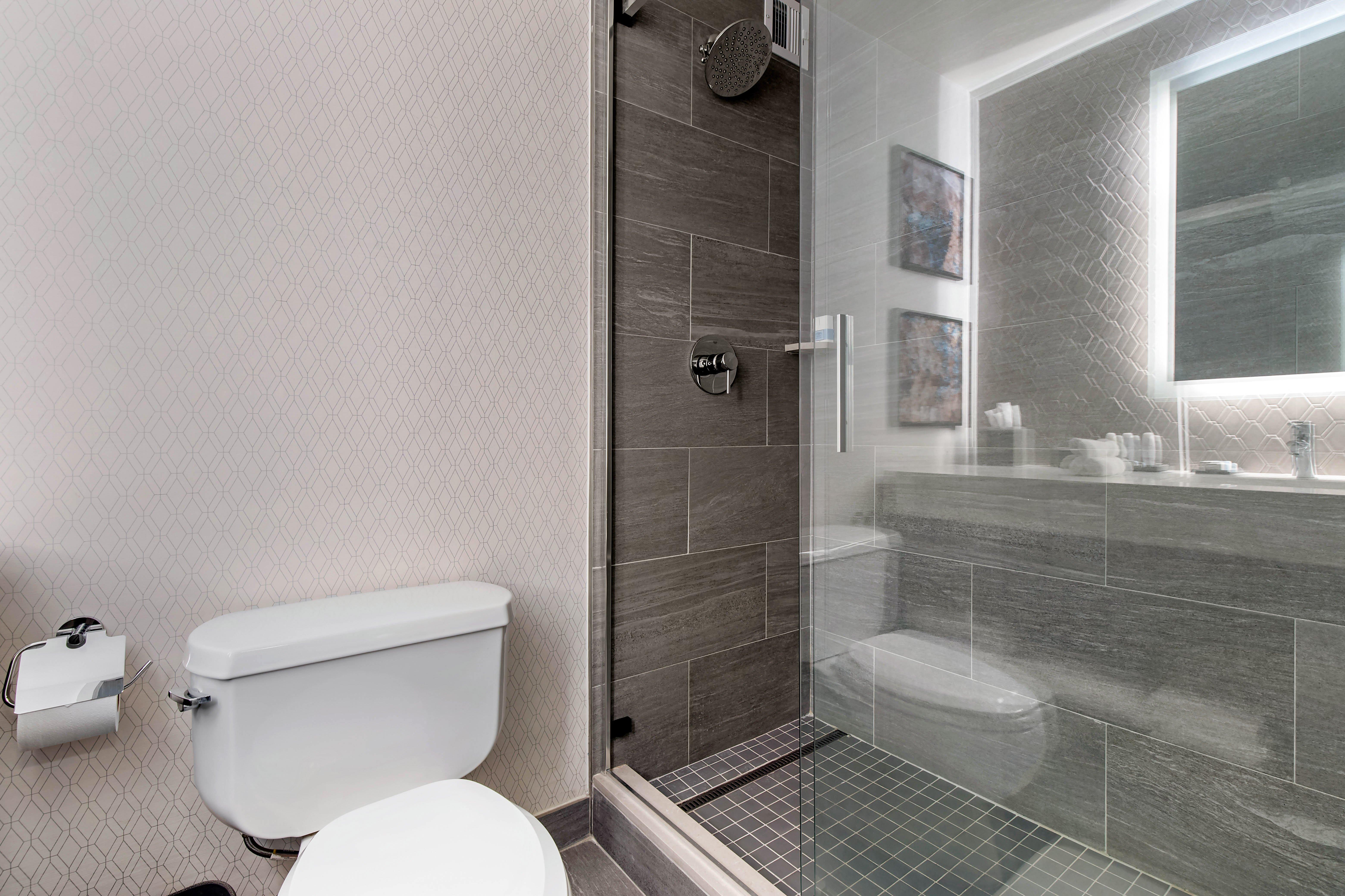 Double Deluxe King Bed