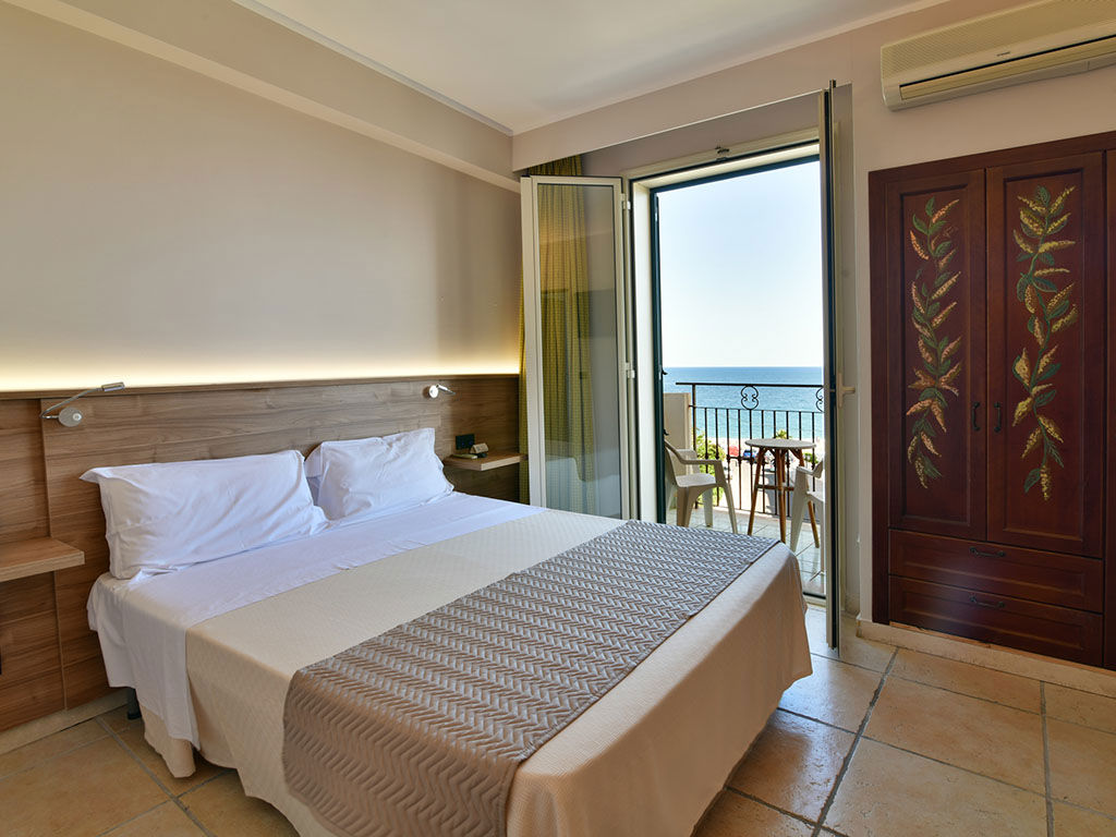 Apartment Superior Sea View