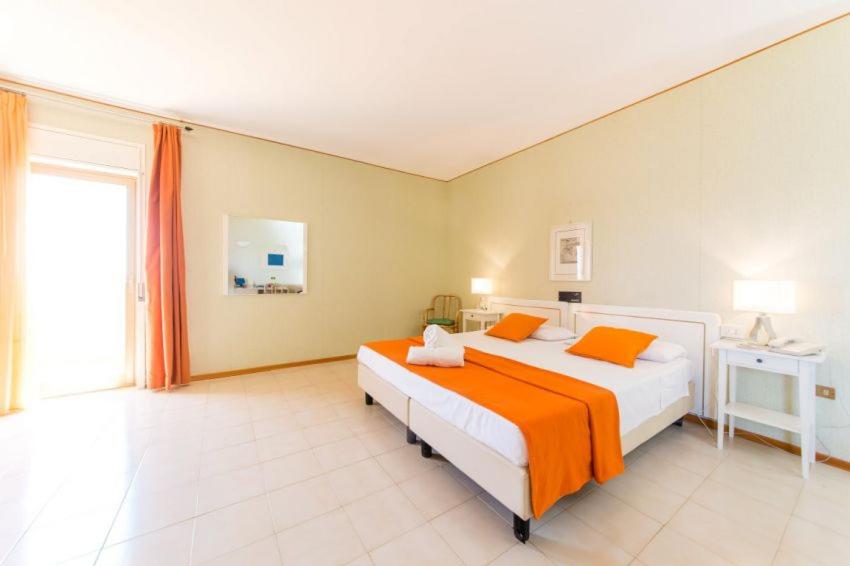 Triple Sea View with Balcony