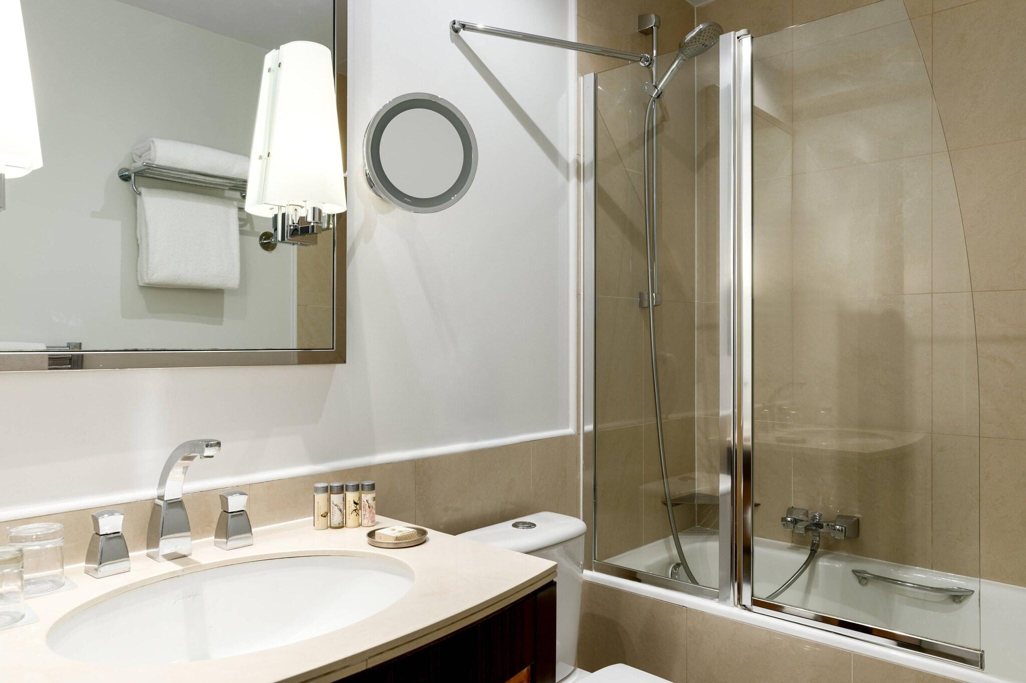 Suite with Double Bed