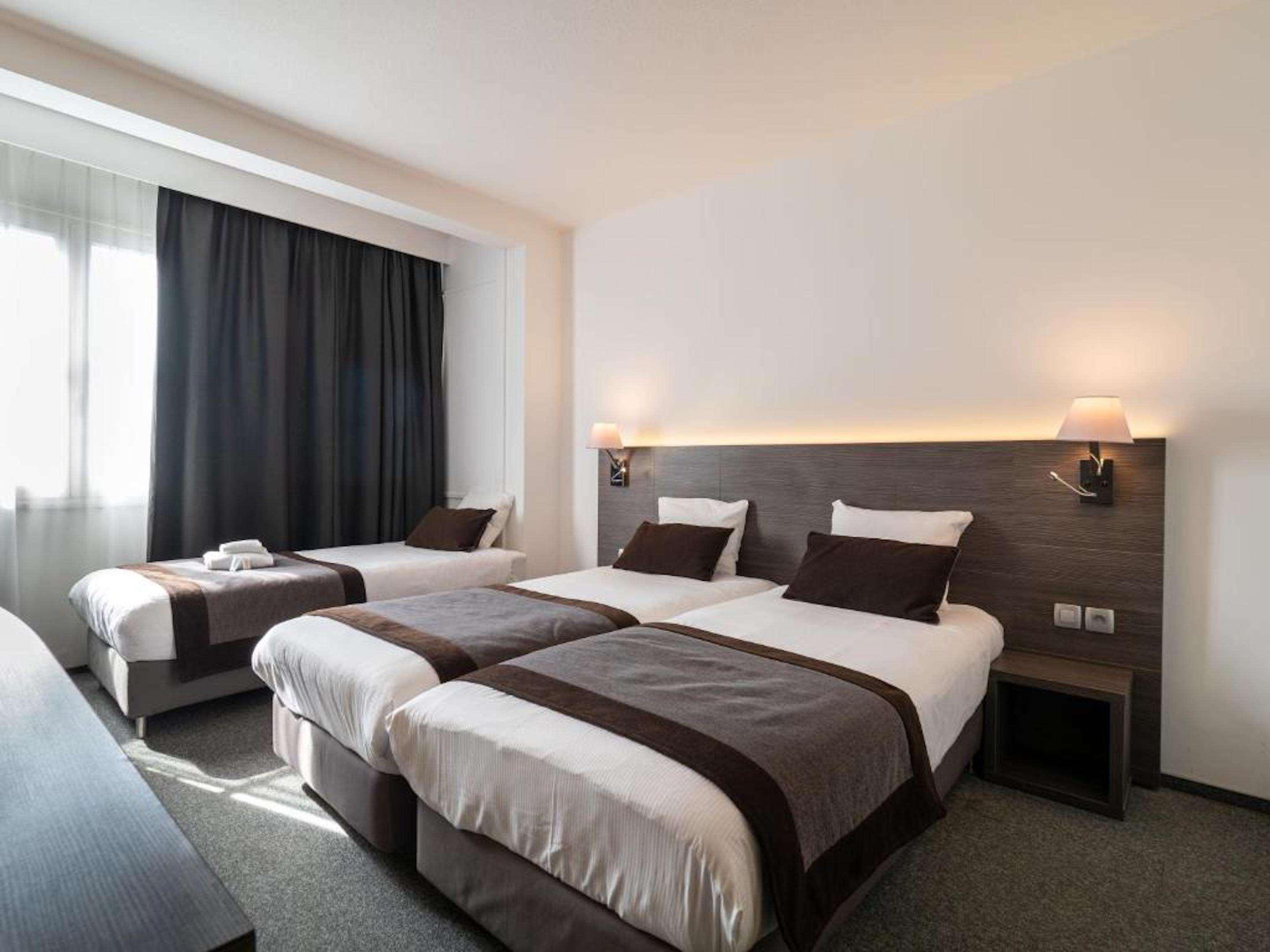 Triple Three Beds