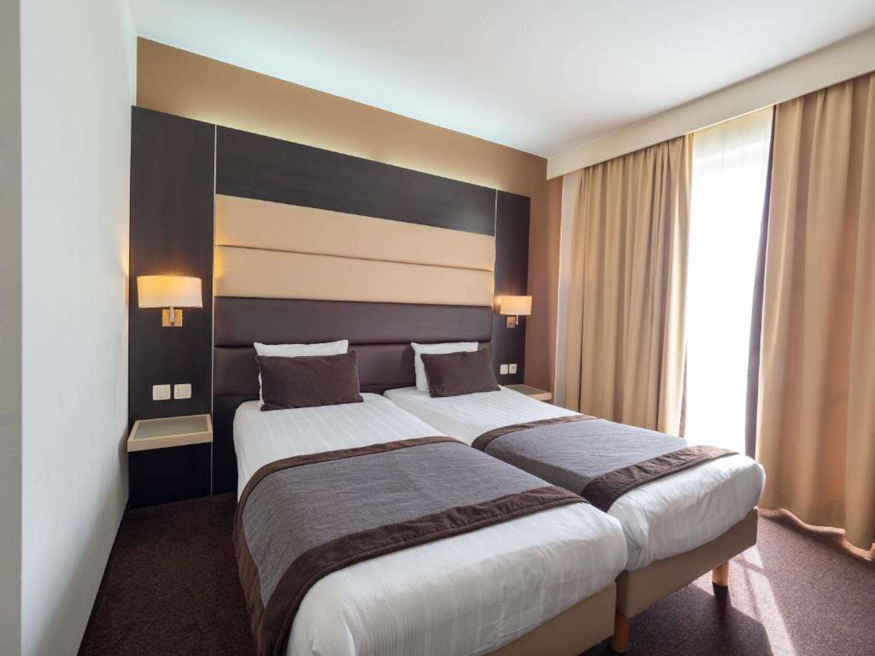Double Two Beds