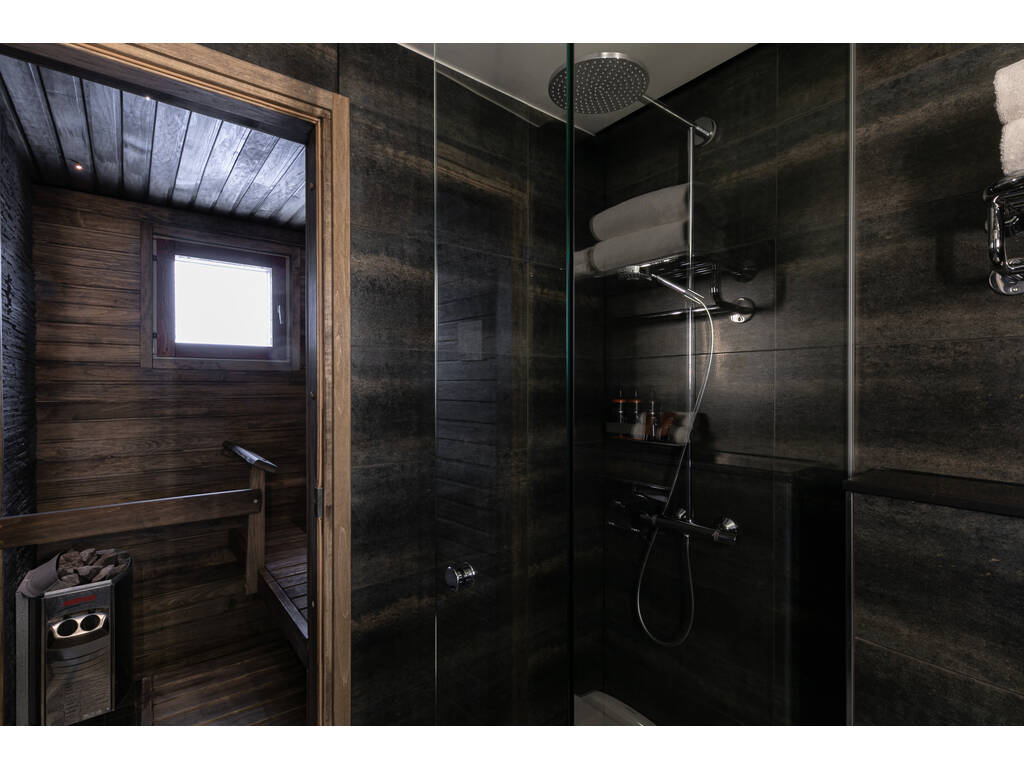 Double Premier King Bed