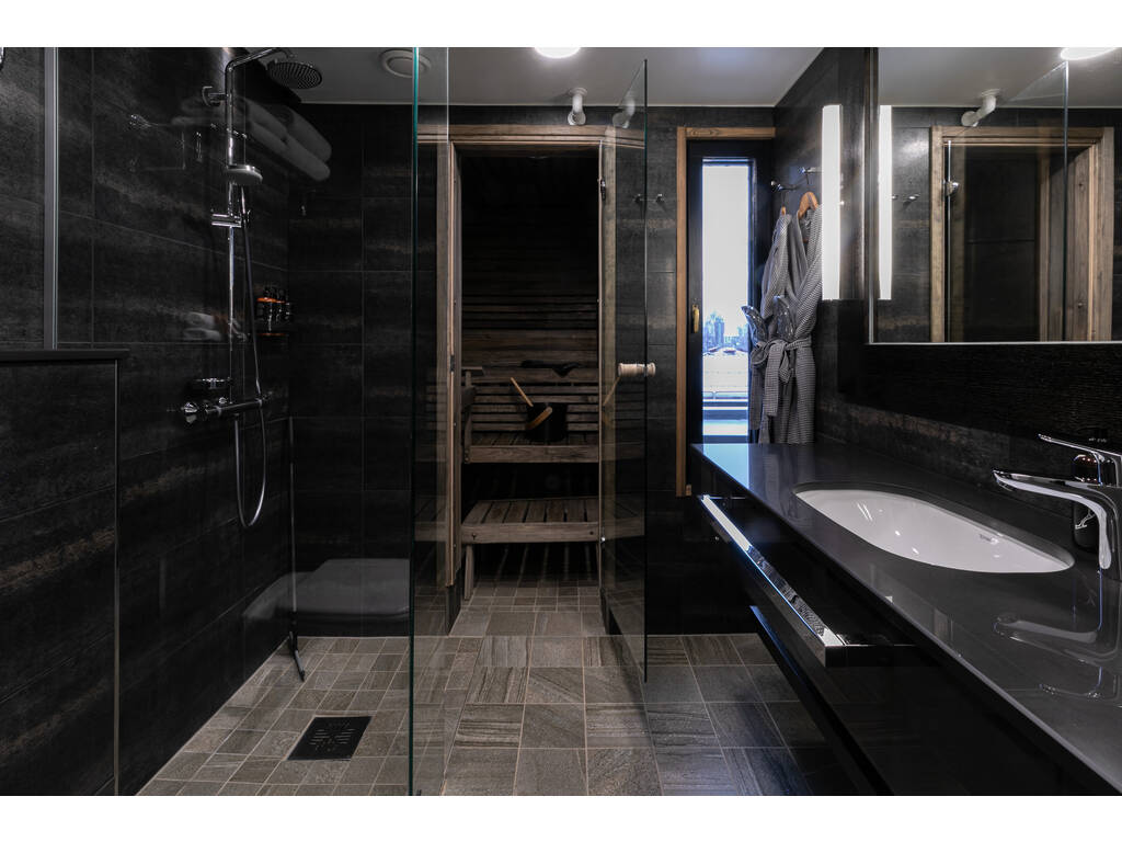 Double Premium King Bed