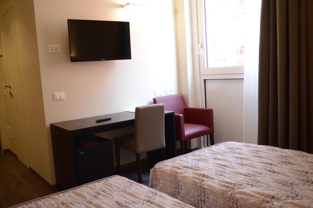 Double or Twin Standard