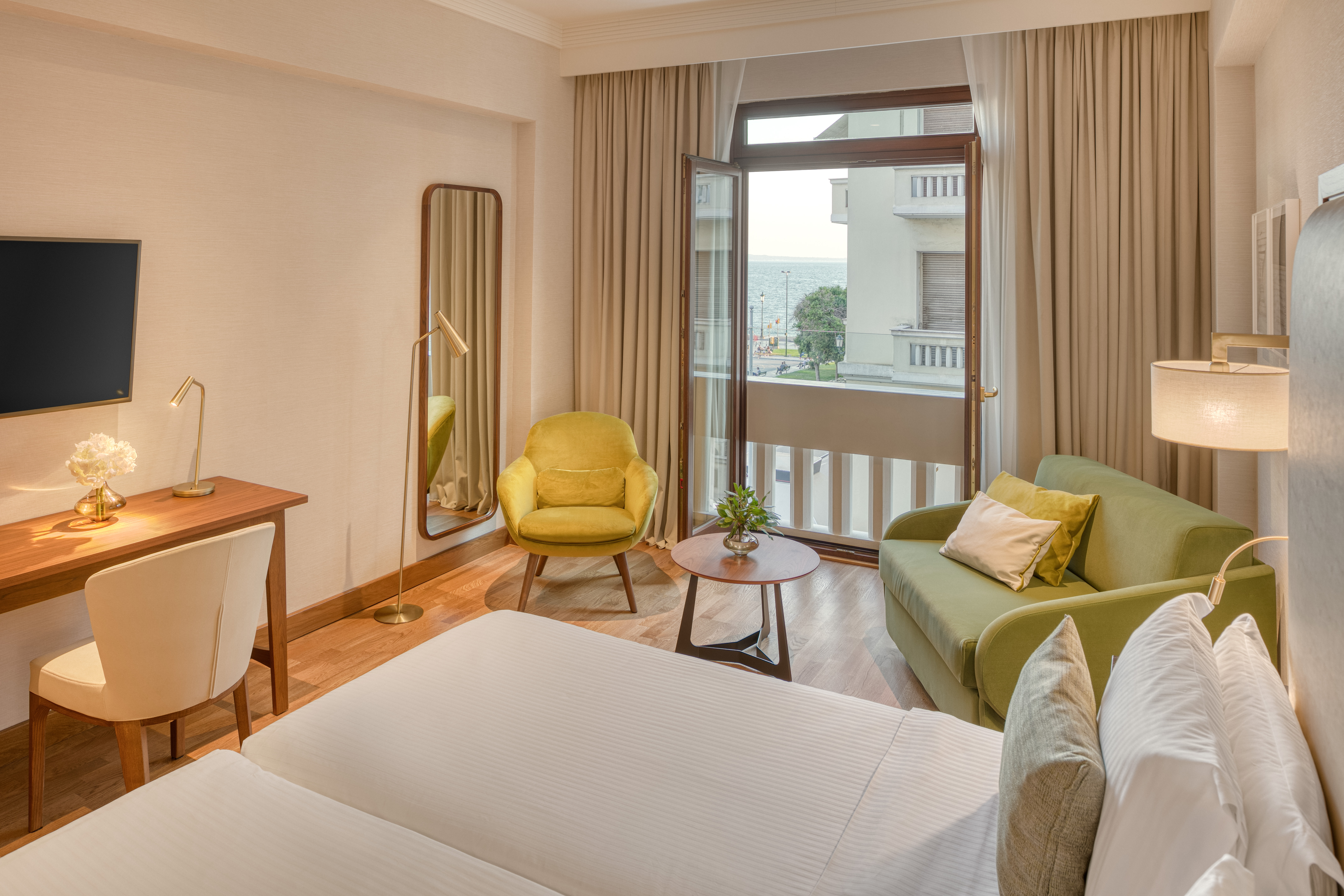 Single Superior Sea View