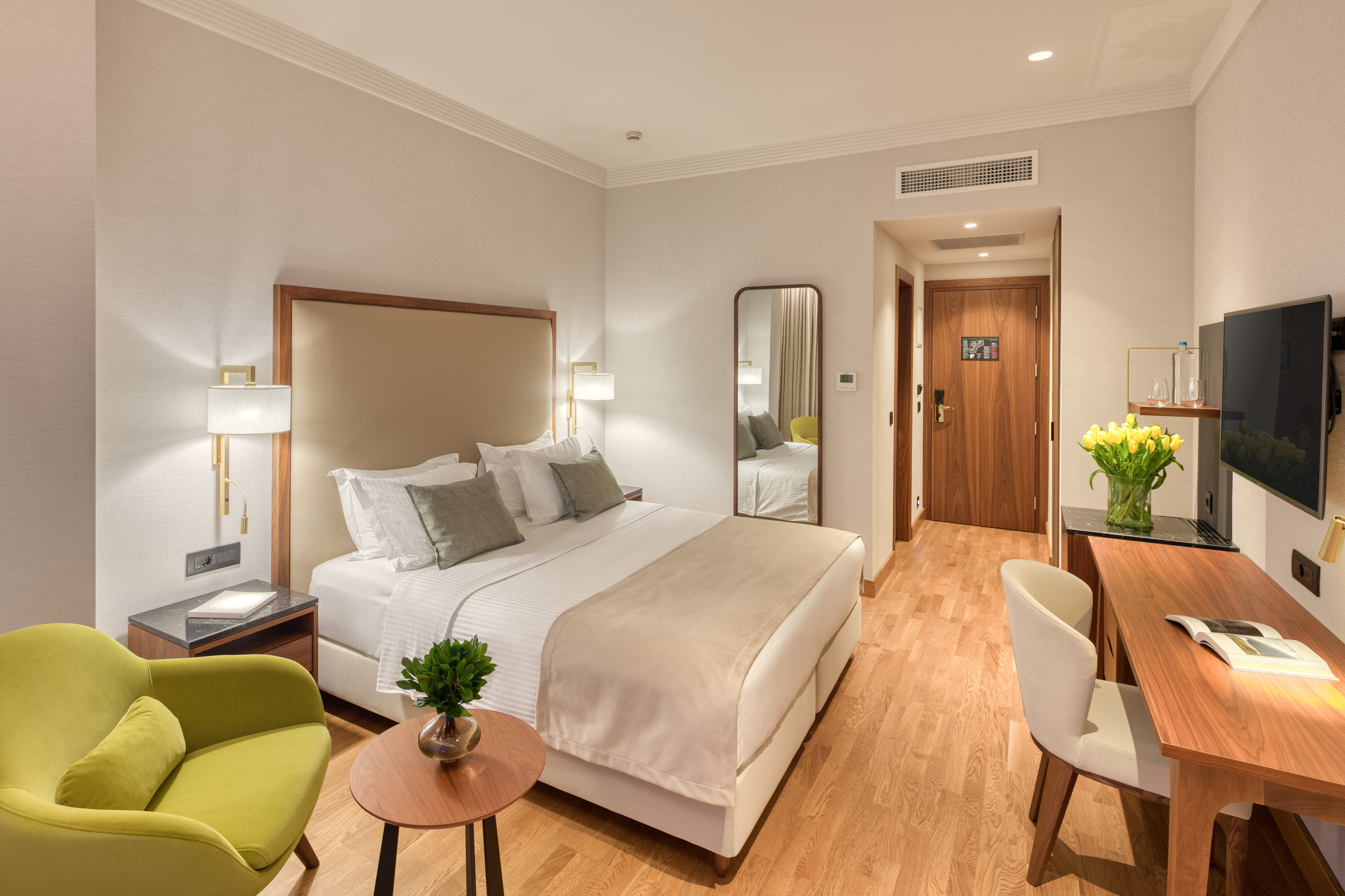 Double or Twin Executive