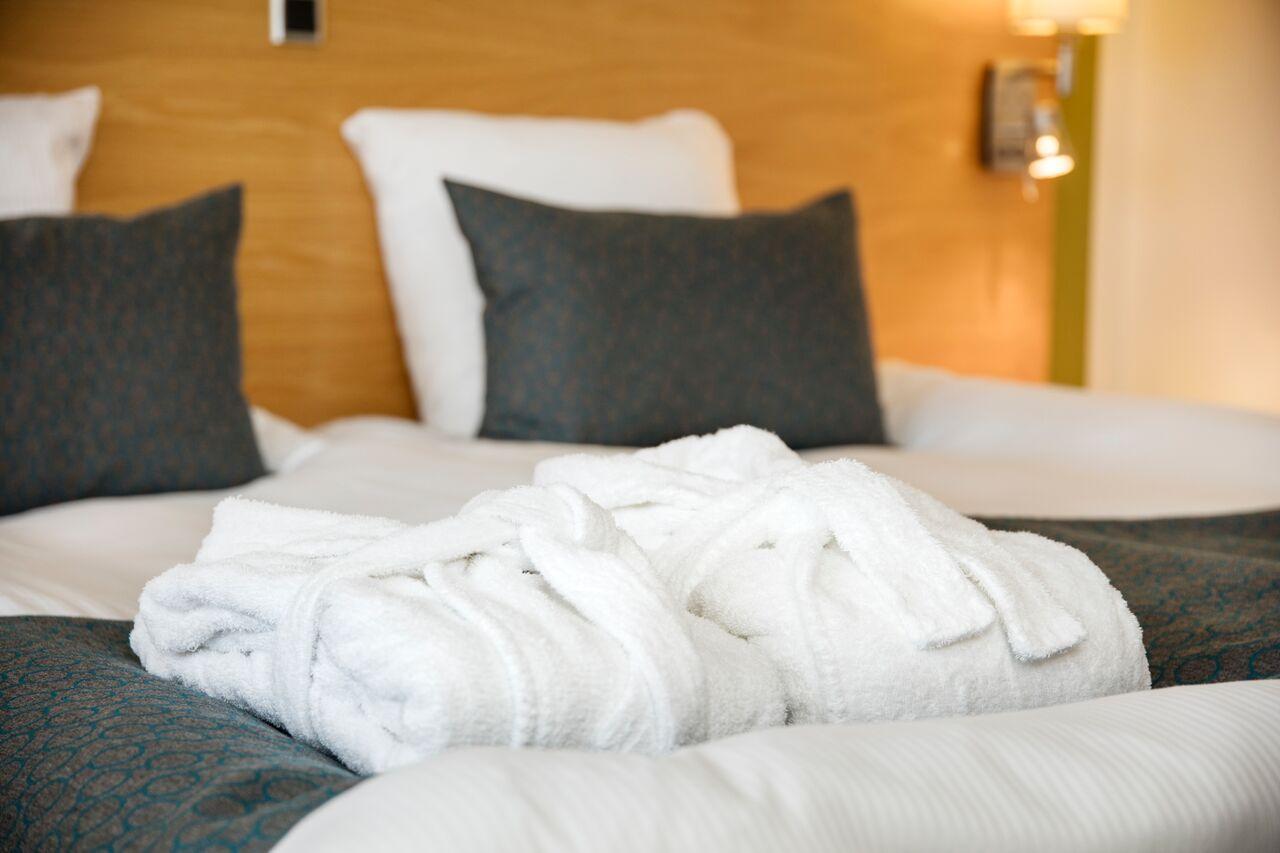 Double King Size Bed