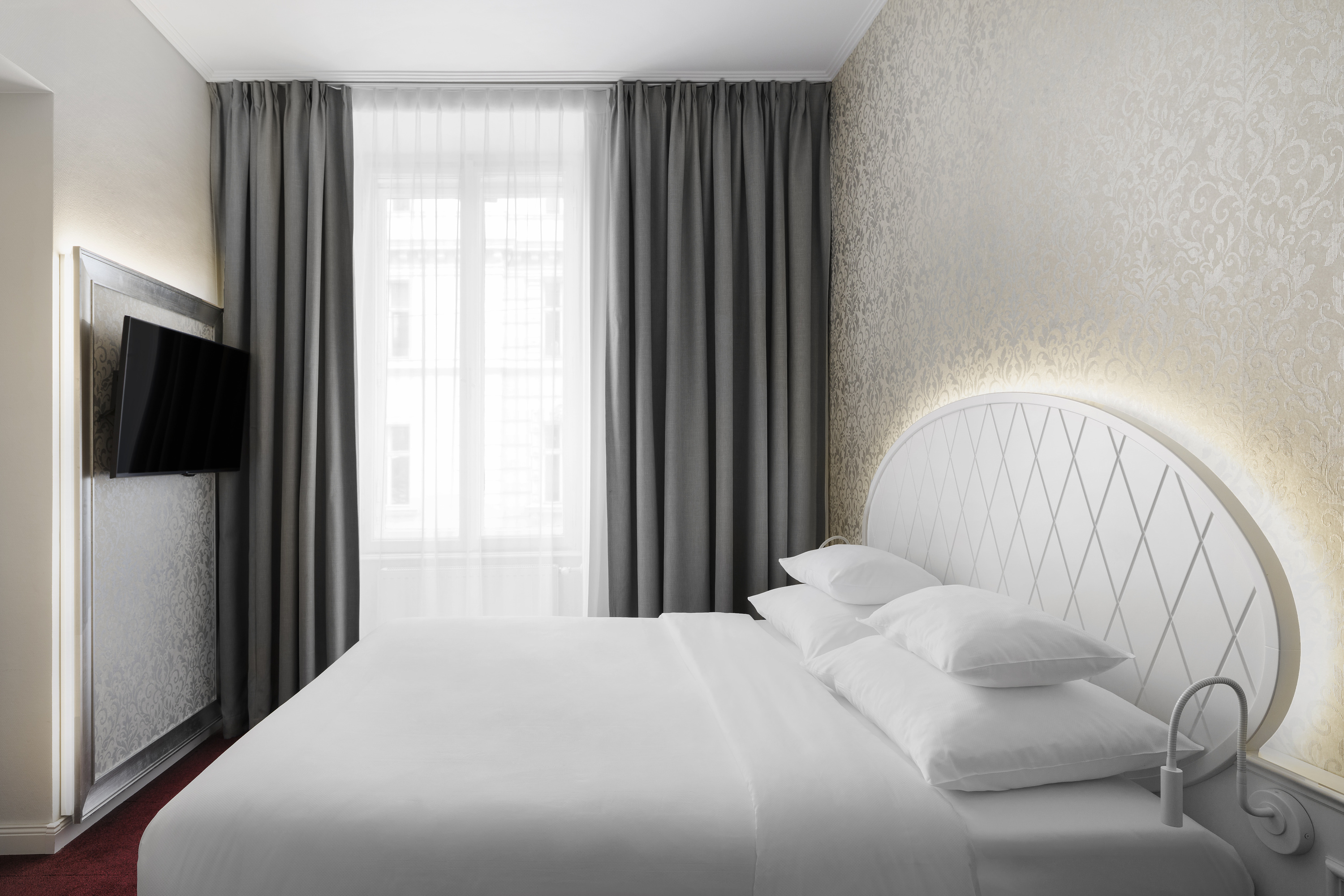 Double Classic King Bed