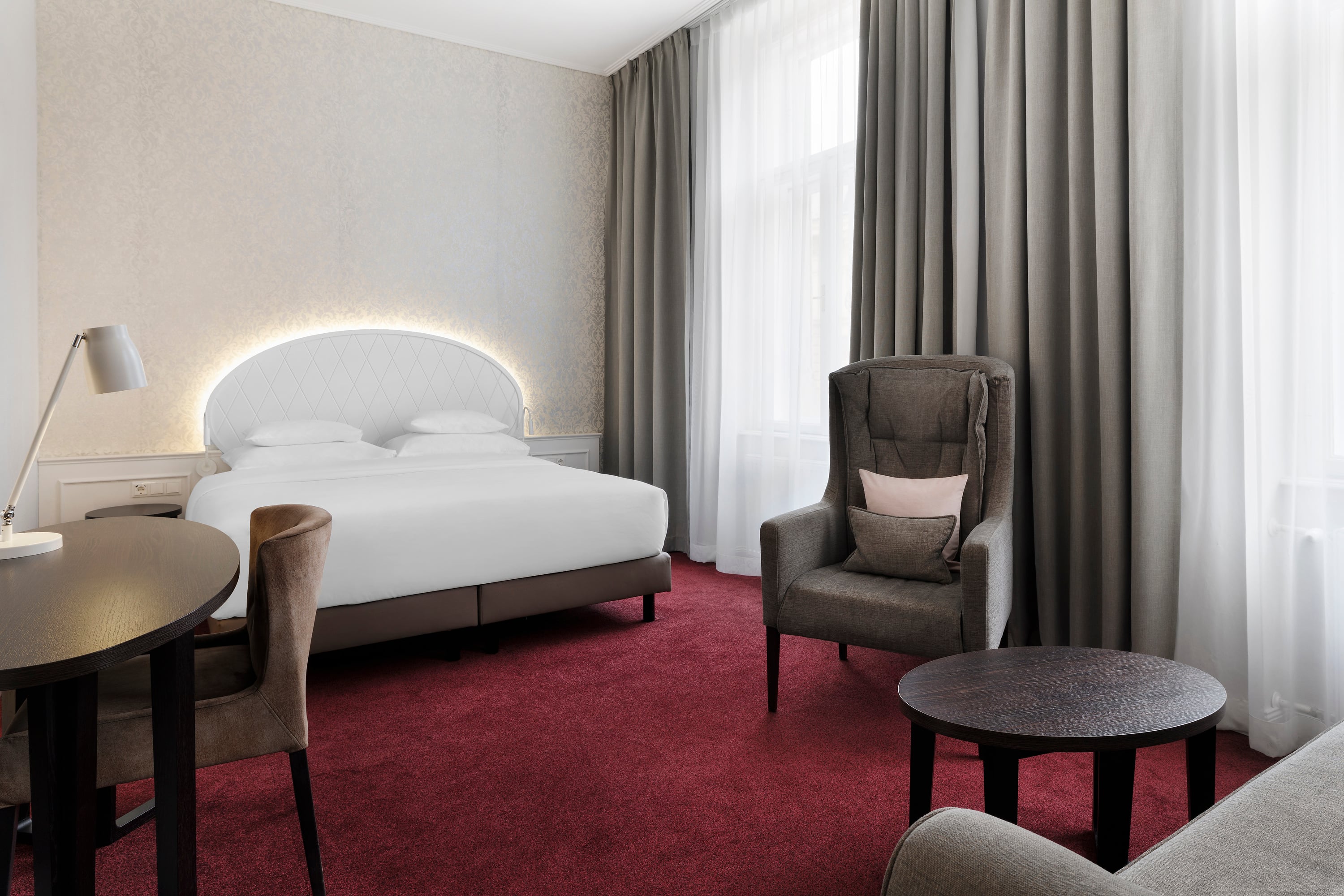 Double Deluxe King Bed