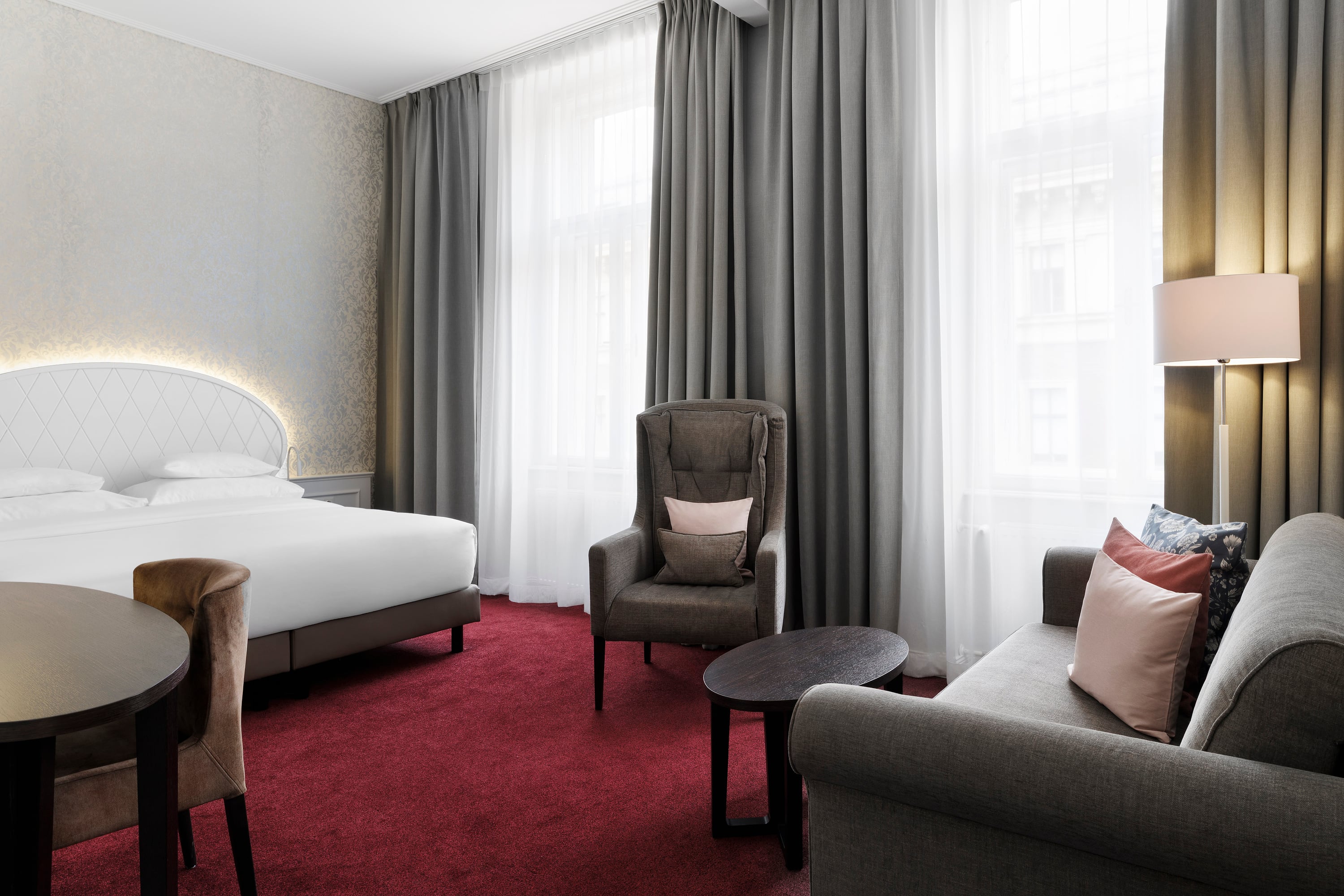 Double Deluxe King Bed