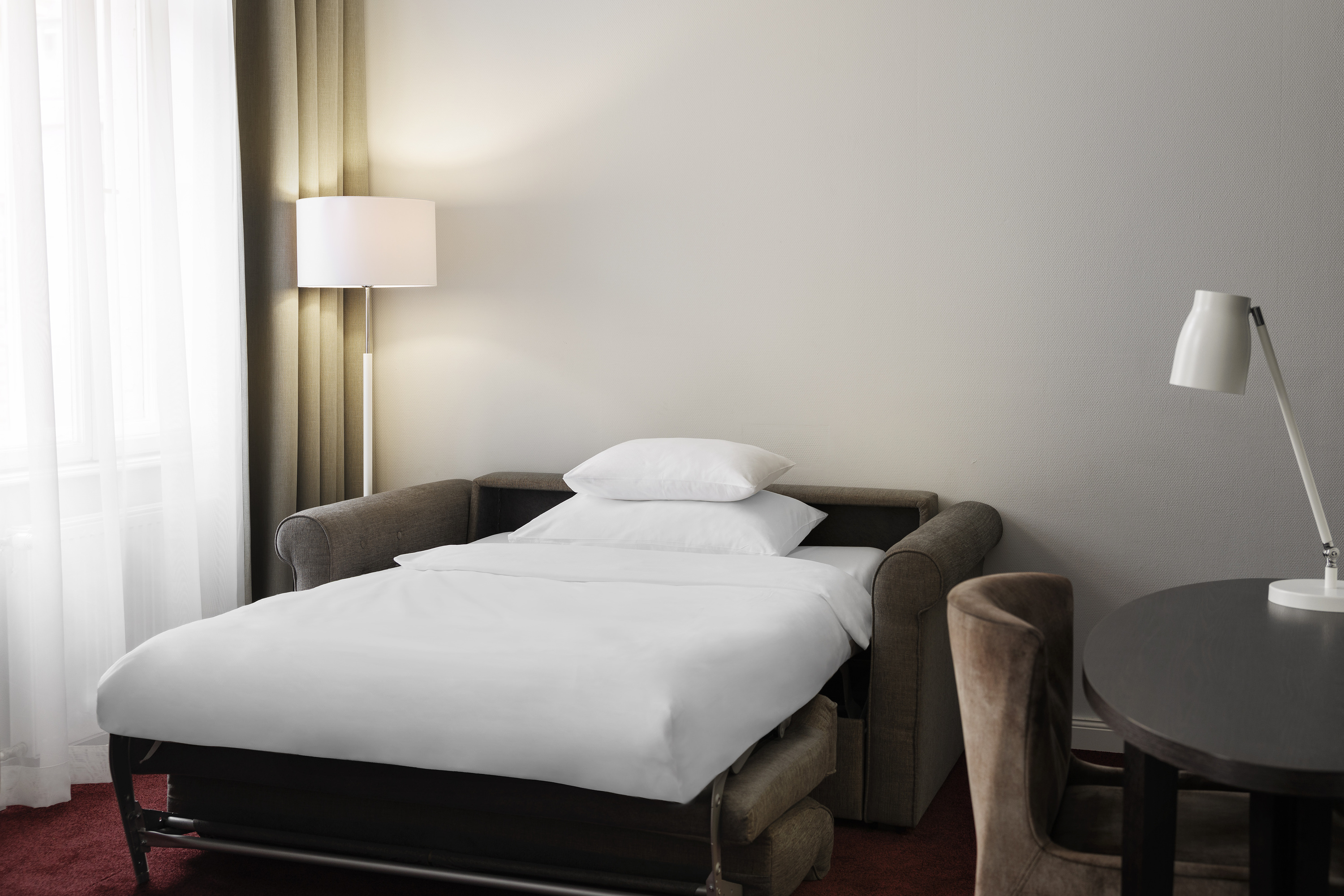 Double Deluxe King Bed