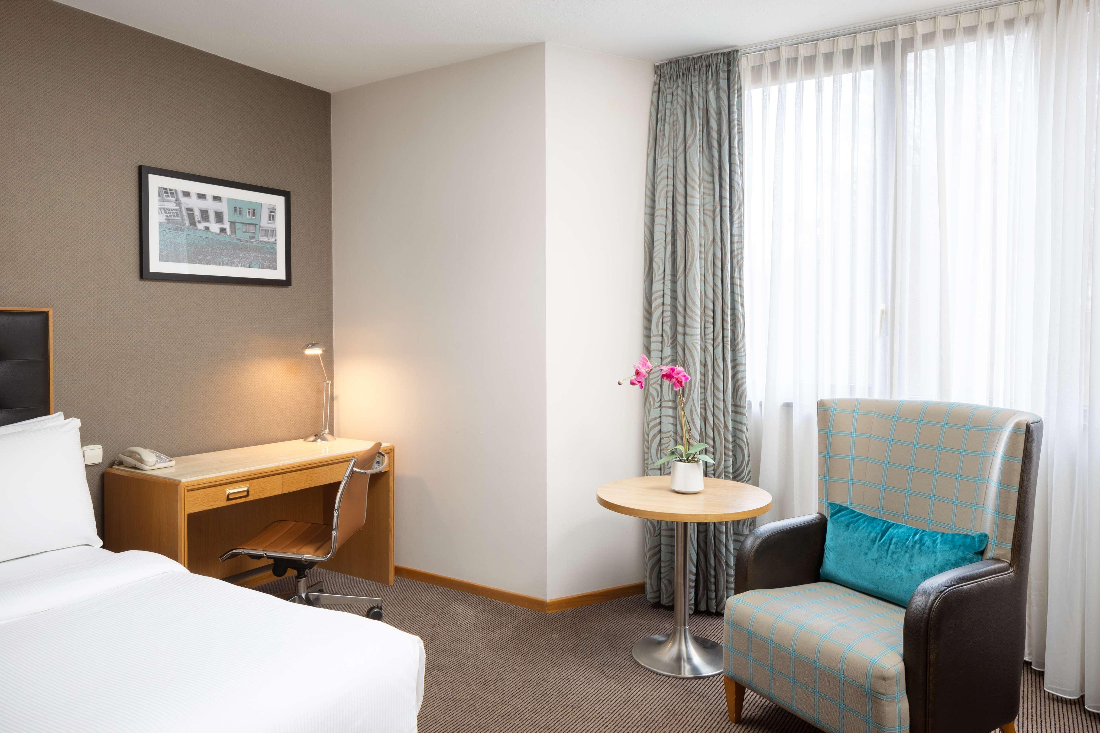 Double Superior Queen Bed