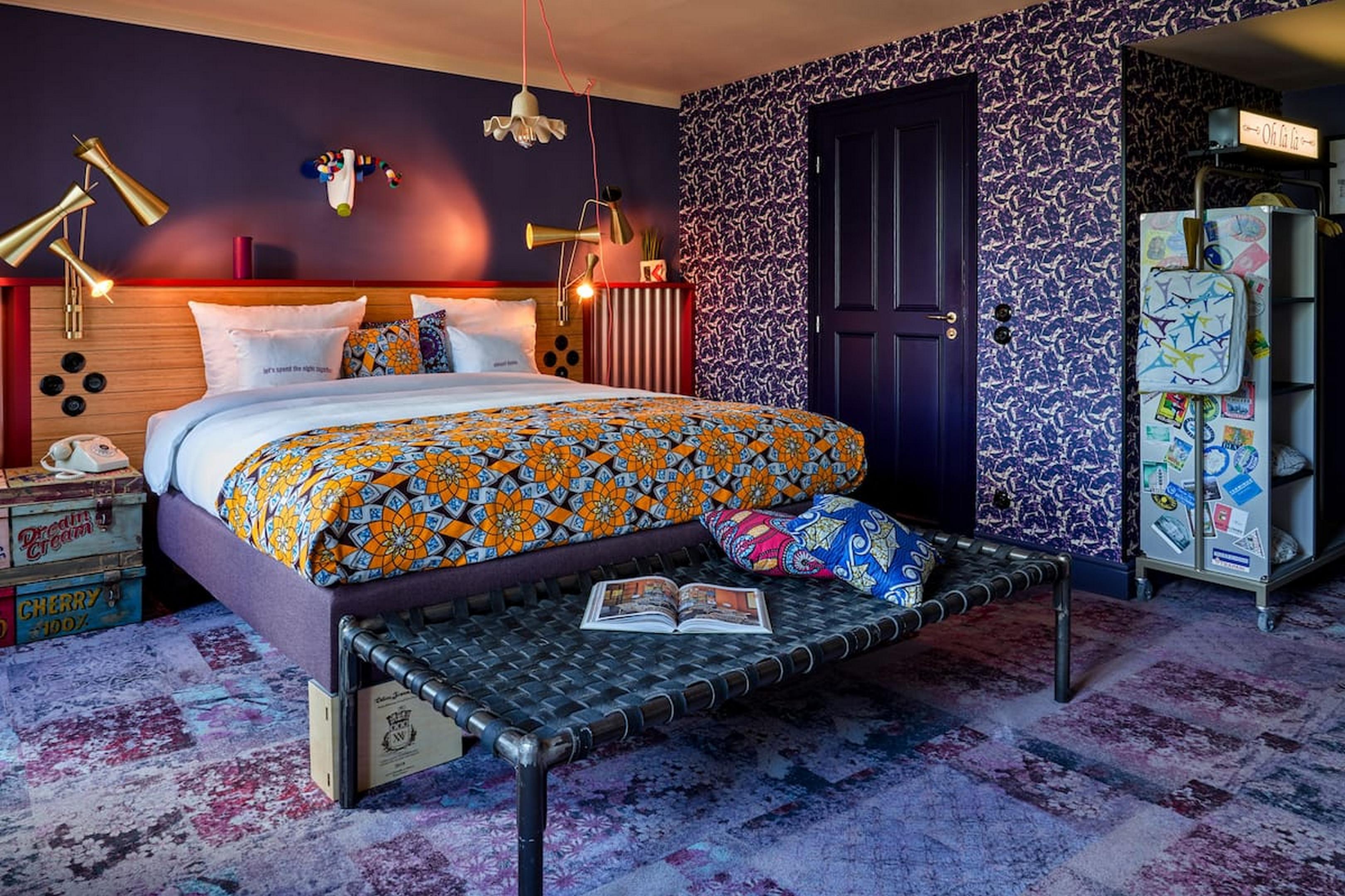 Double King Size Bed