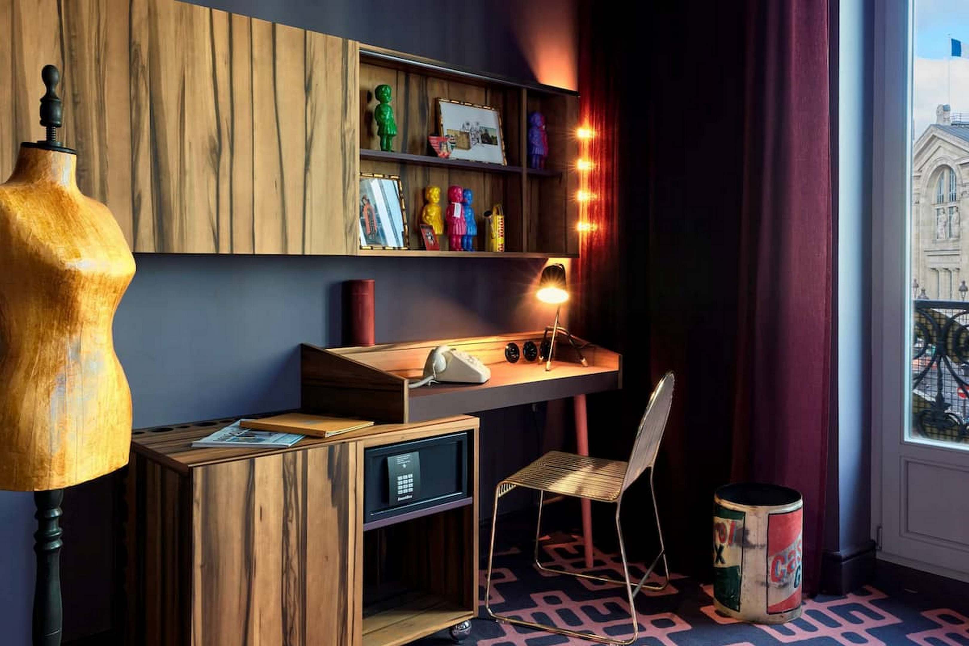 Double or Twin Standard