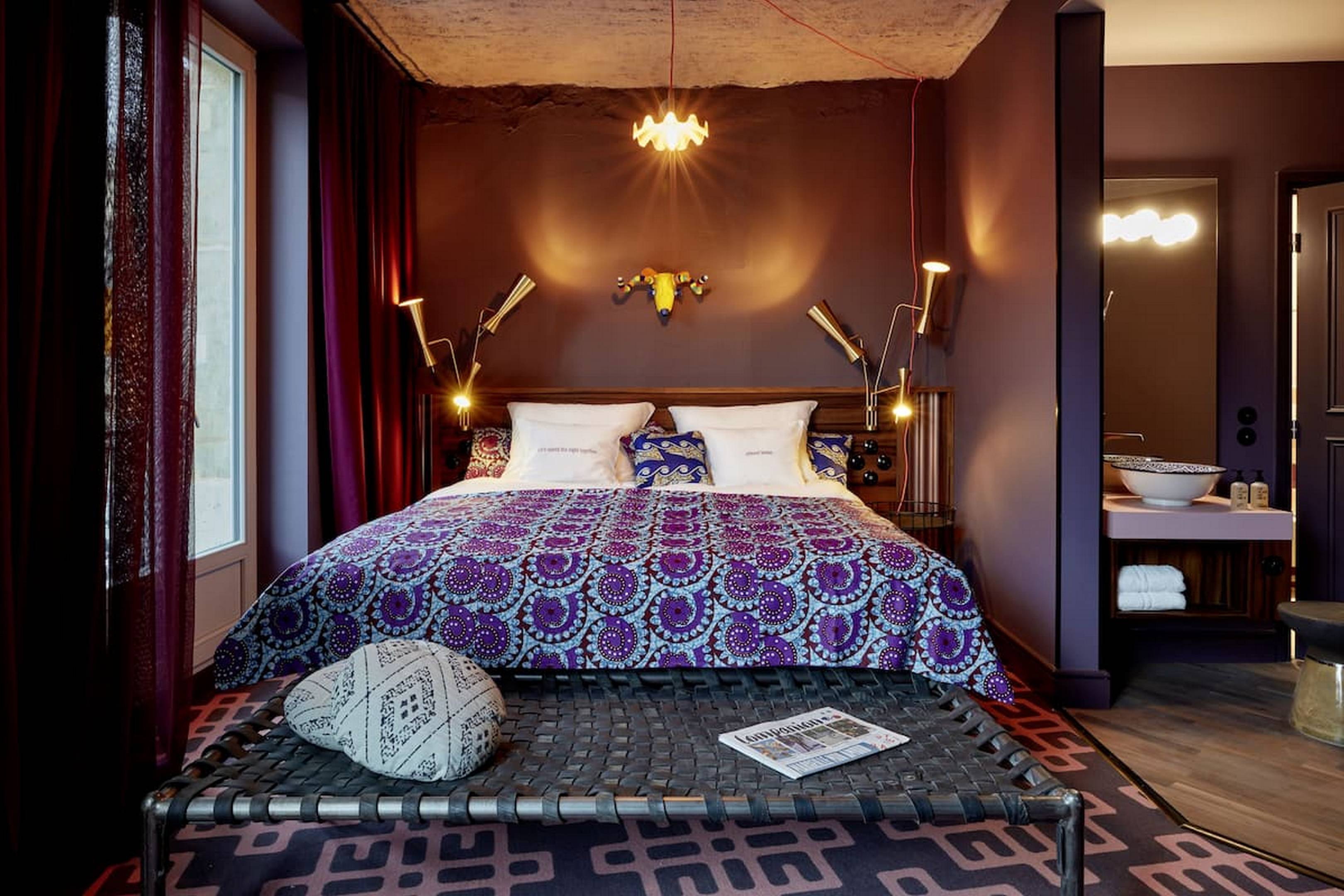 Double or Twin Standard